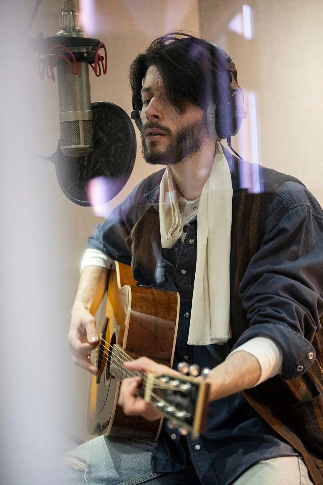 Tracking Acoustic during the Abbey Road Session 2