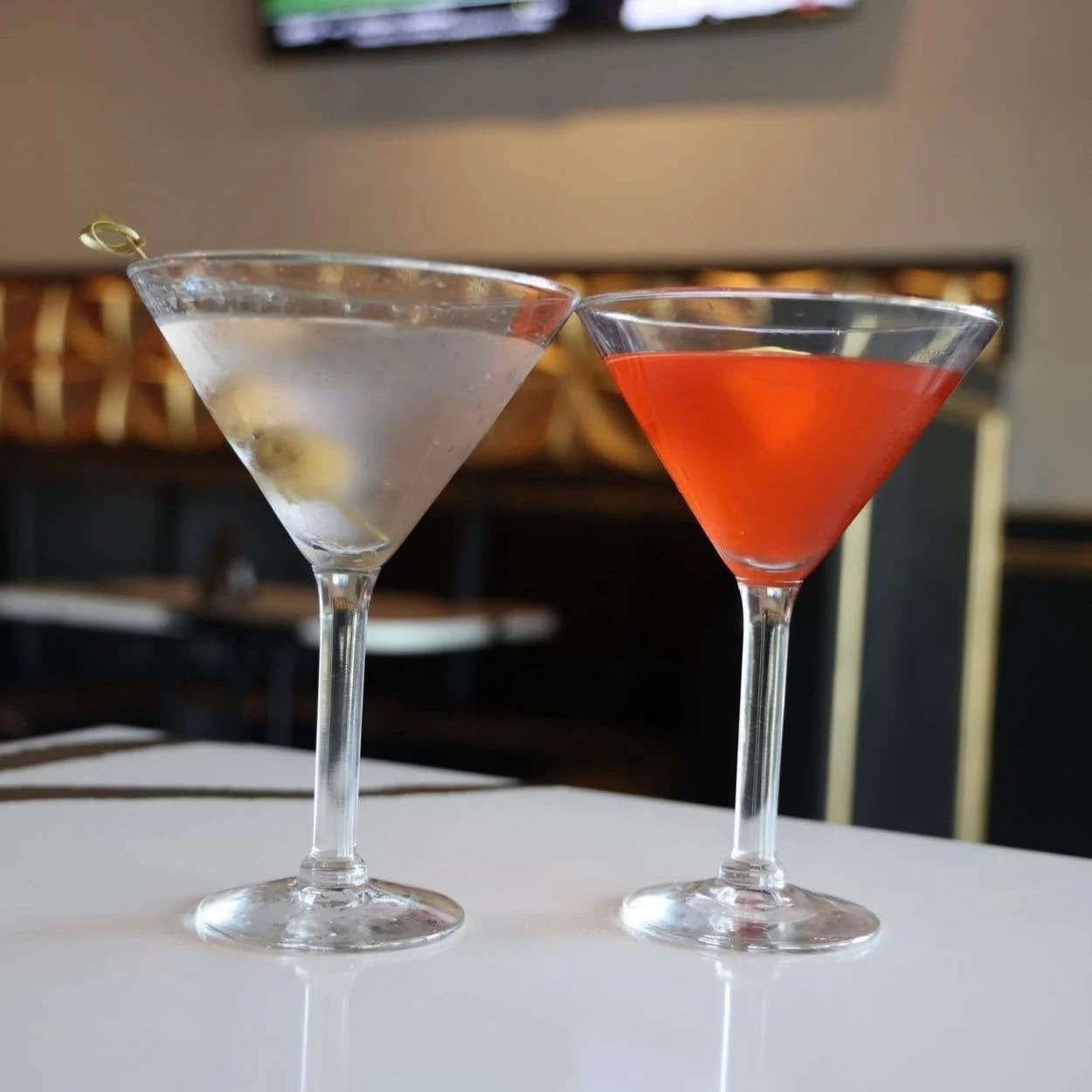 🍸 You look like you could use a drink&hellip;
Come join us at Shindig ✨
We&rsquo;ve got just what you need. 😉
#shindig #cocktailtime #Neighborhoodbar