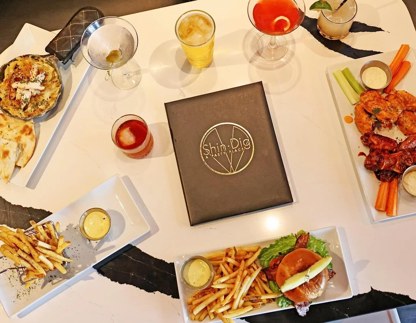 Scratch food. Good drinks. Better company.

That&rsquo;s how we do it at your favorite neighborhood bar.

Pull up to Shindig and stay awhile 🍻

#ShindigSA #NeighborhoodBar #210Eats