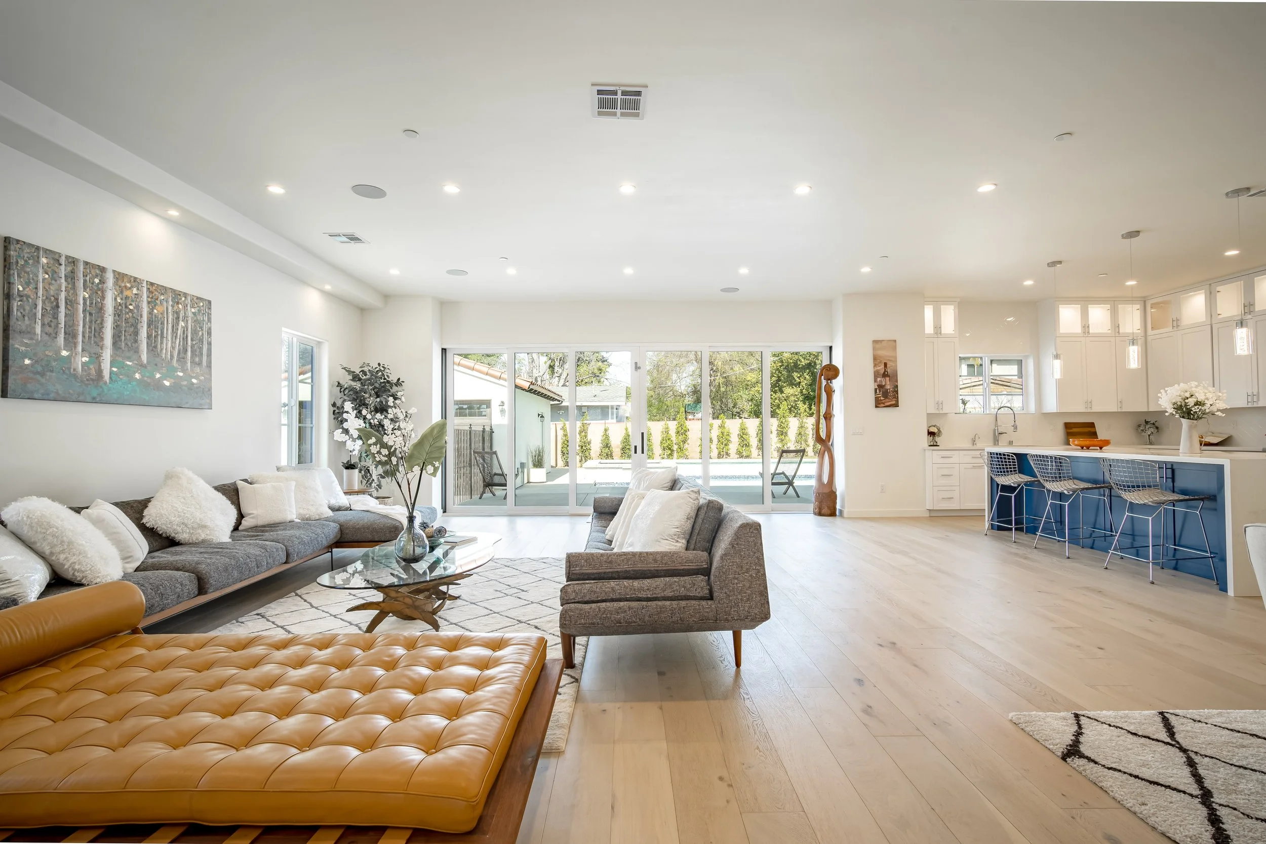 12721 Magnolia Blvd Full Resolution-36.jpg