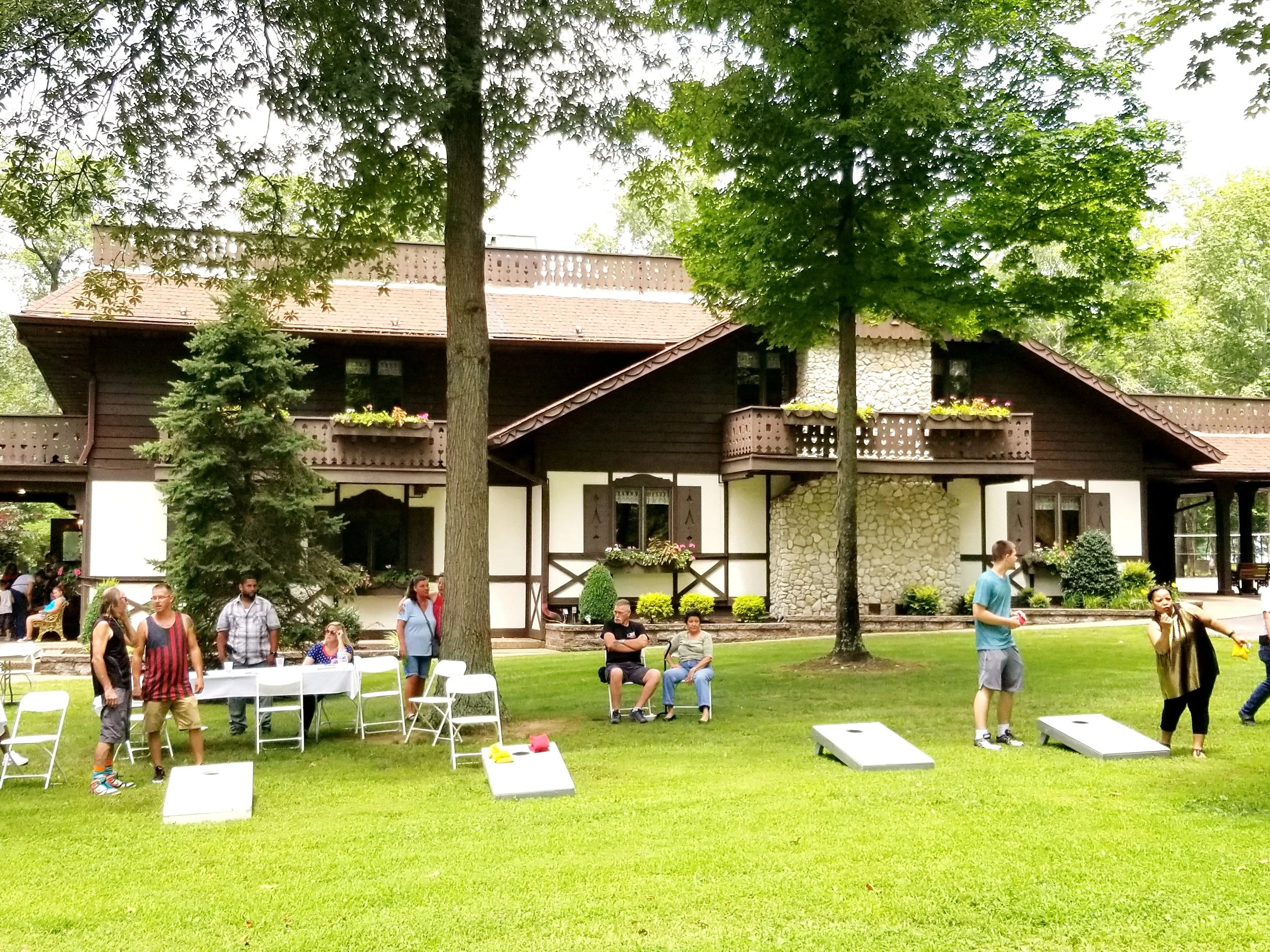 Private Picnics - Evansville, IN — The Bauerhaus