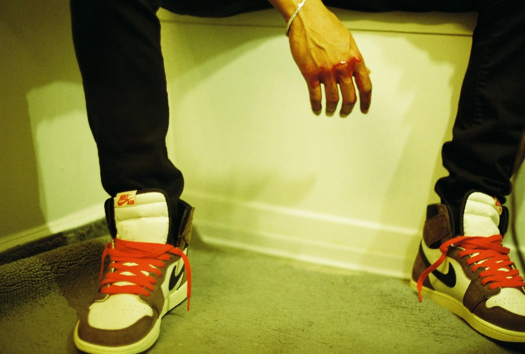 051120001473-R1-055-26 2.JPG