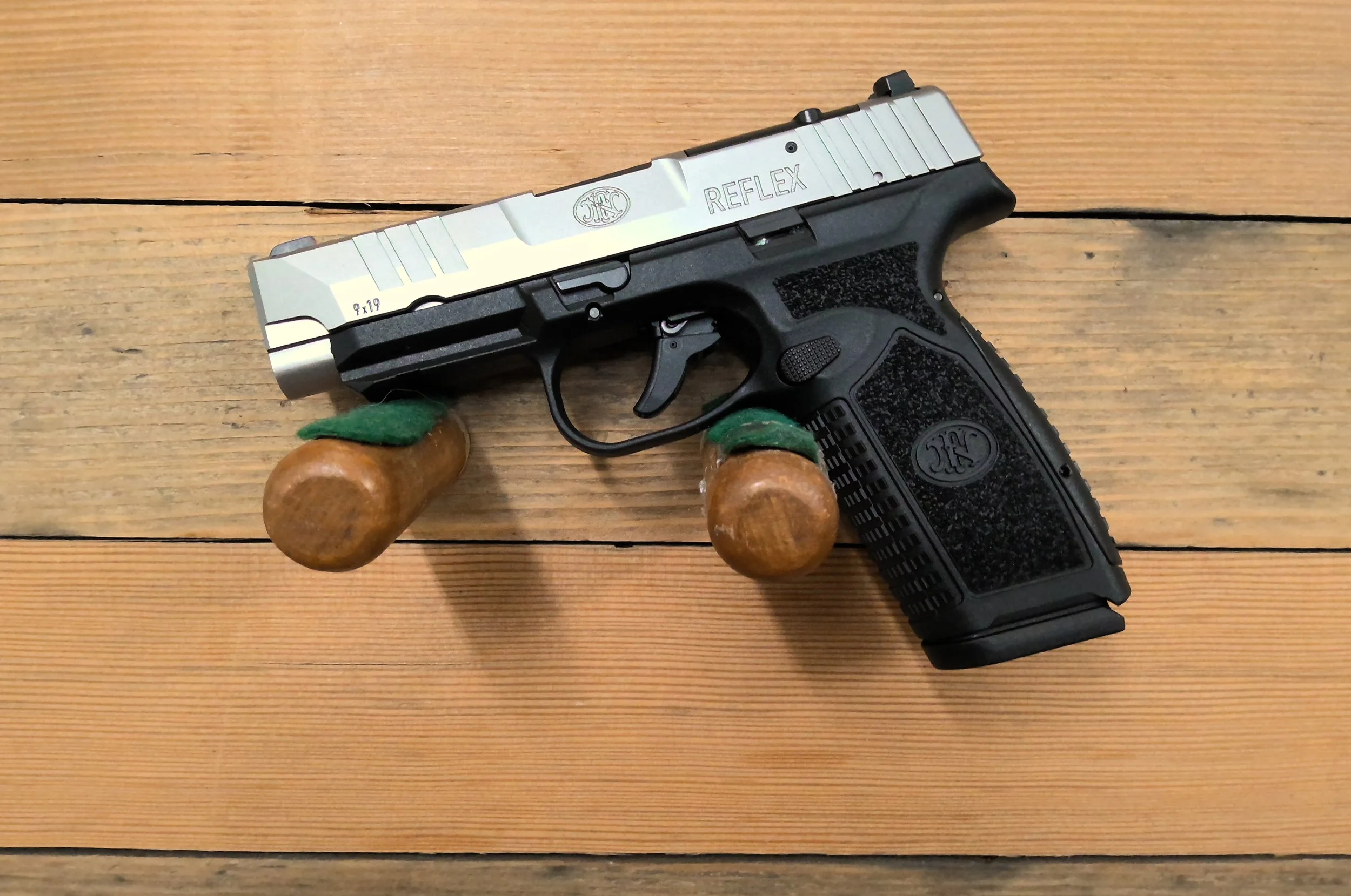 FN REFLEX XL PISTOL 9MM