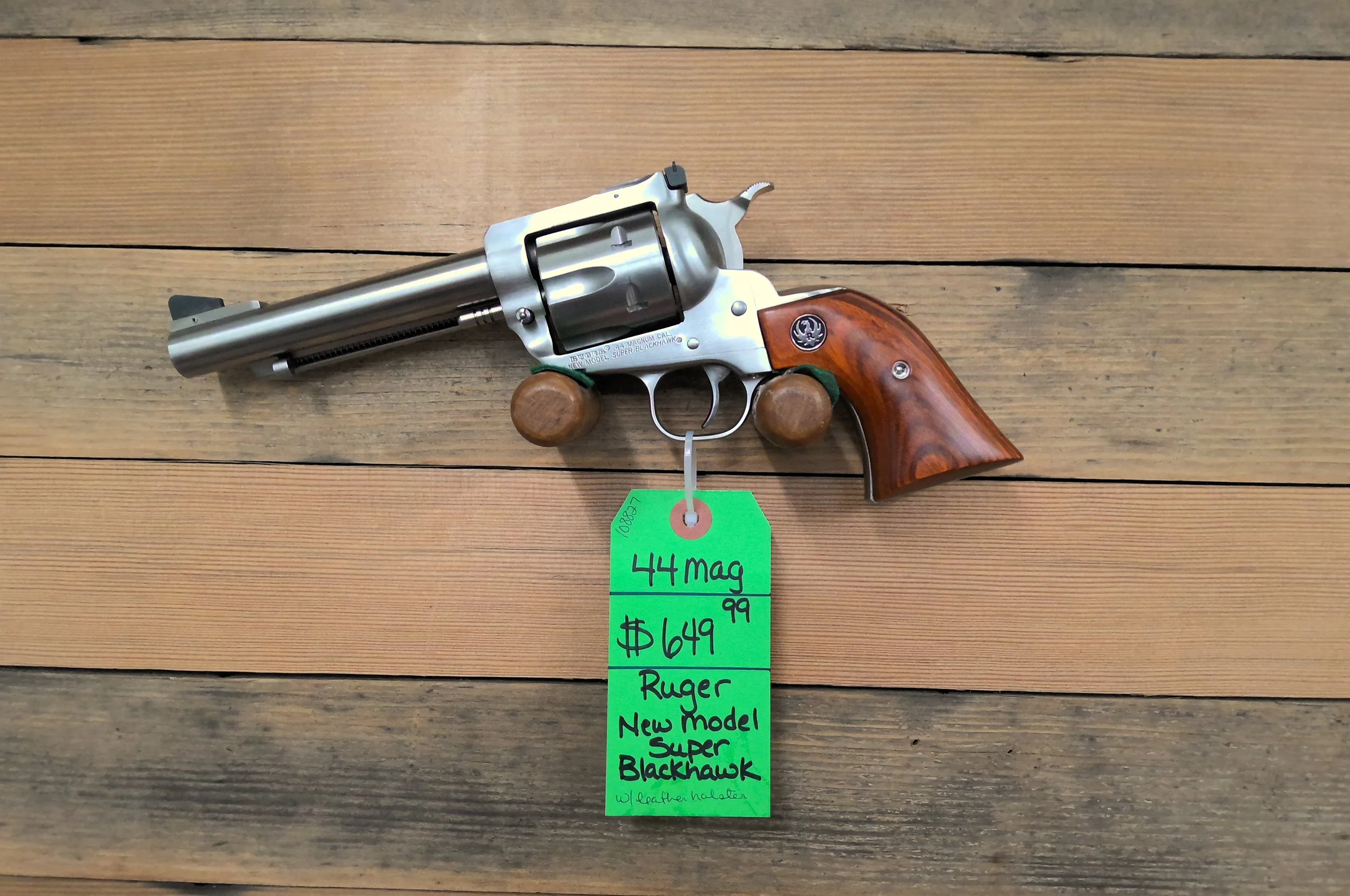 RUGER NEW MODEL SUPER BLACKHAWK REVOLVER 44 MAGNUM