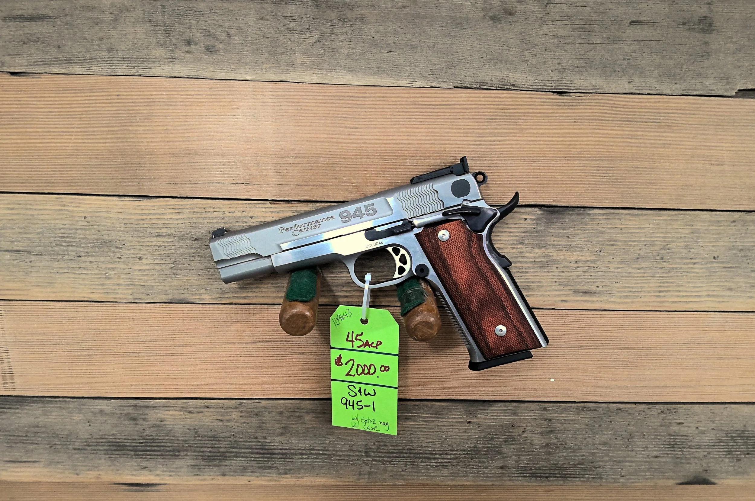 SMITH AND WESSON MODEL 945 PISTOL 45 ACP