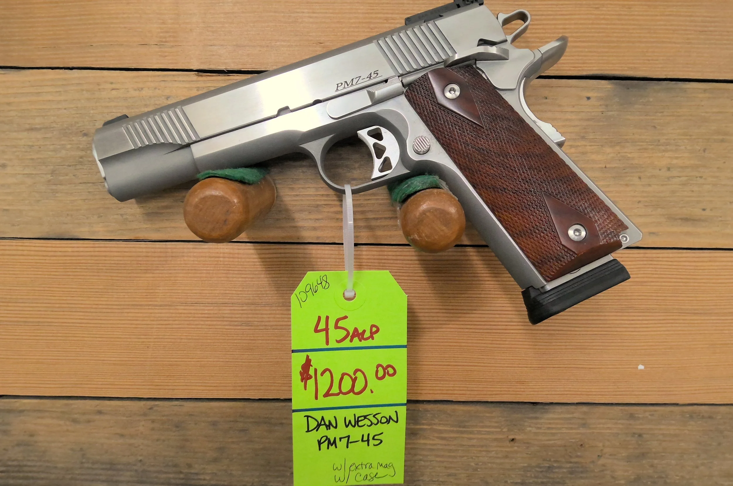 DAN WESSON PM7-45 45ACP PISTOL