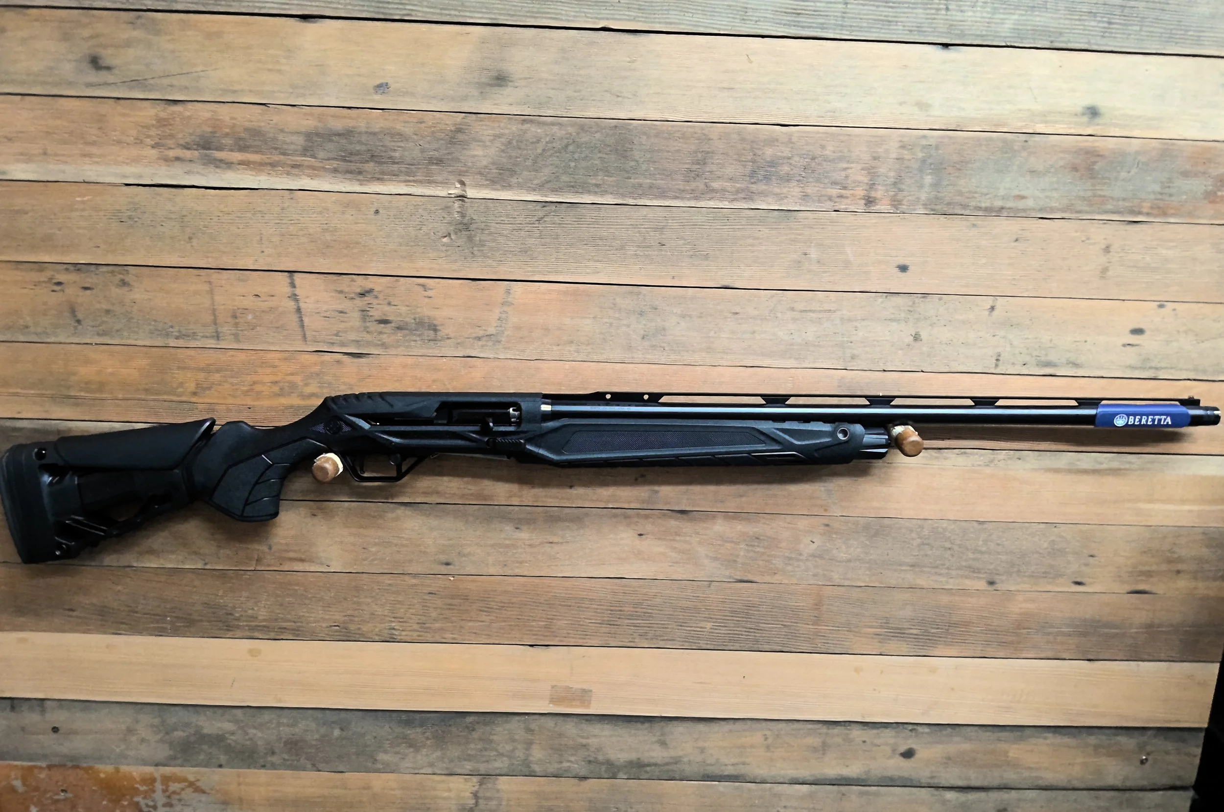 BERETTA AX 800 SUPREMA SHOTGUN 12 GAUGE