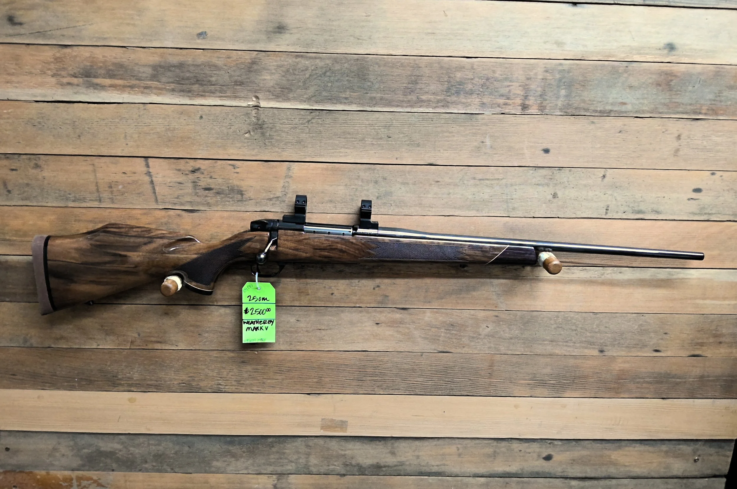 WEATHERBY MK V DELUXE RIFLE 25 CREEDMOOR