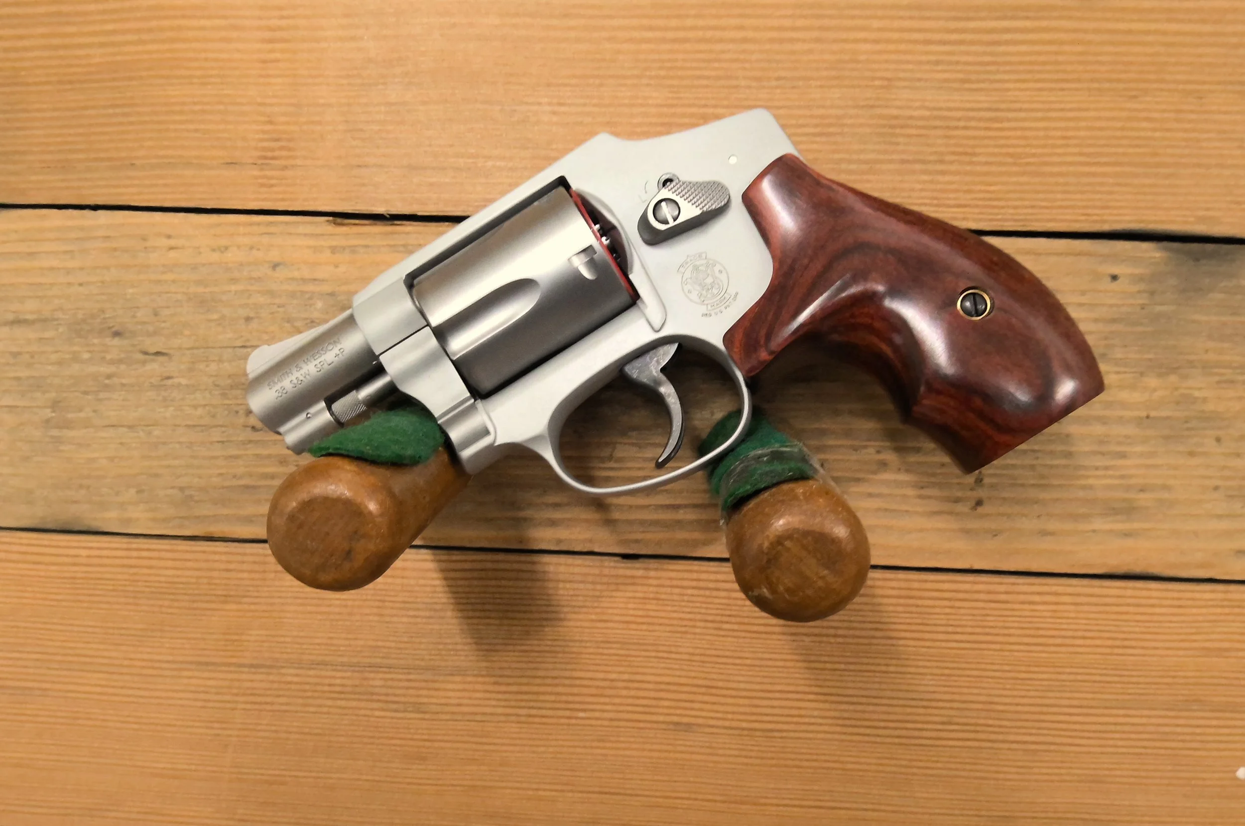 SMITH & WESSON 642-2 LADYSMITH 38SPL REVOLVER