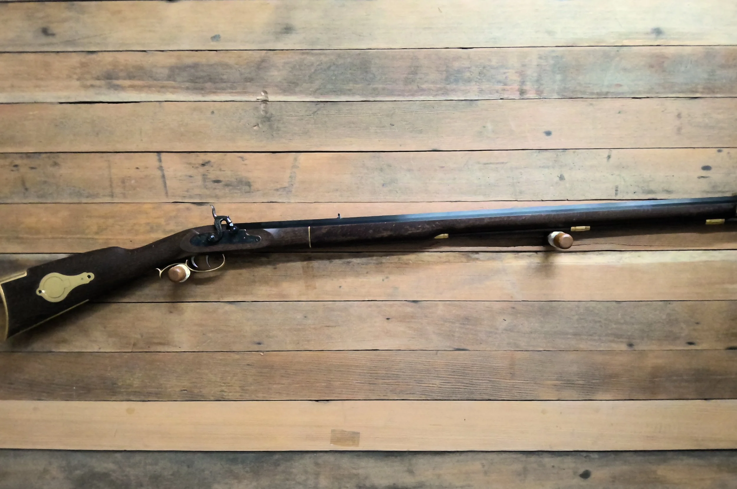 TRADITIONS KENTUCKY MUZZLE LOADER IN 50 CAL