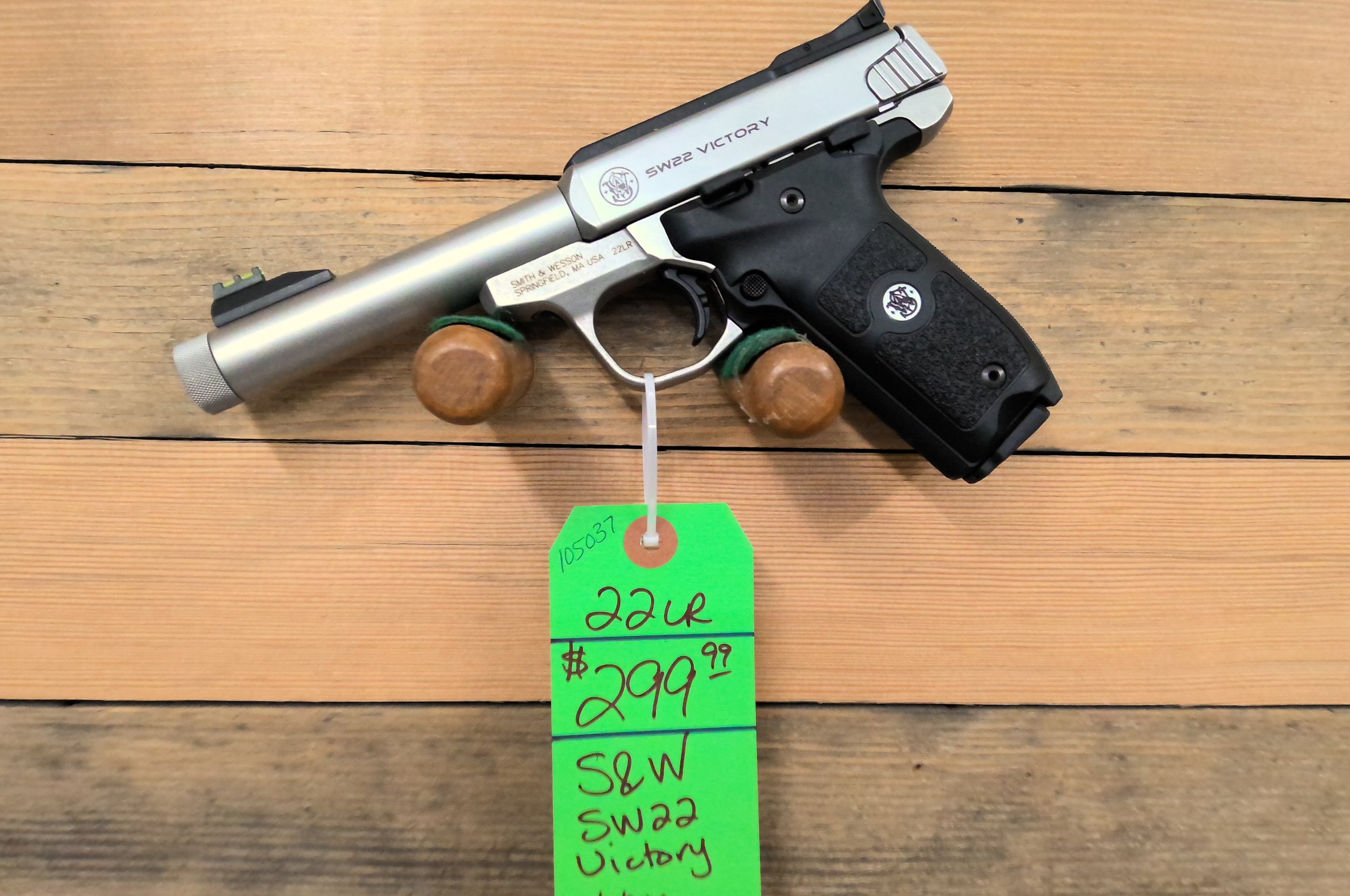 SMITH & WESSON SW22 VICTORY 22LR PISTOL