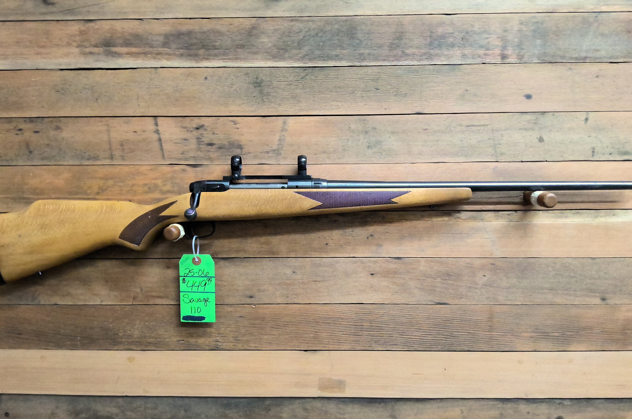SAVAGE 110 RIFLE IN 25-06
