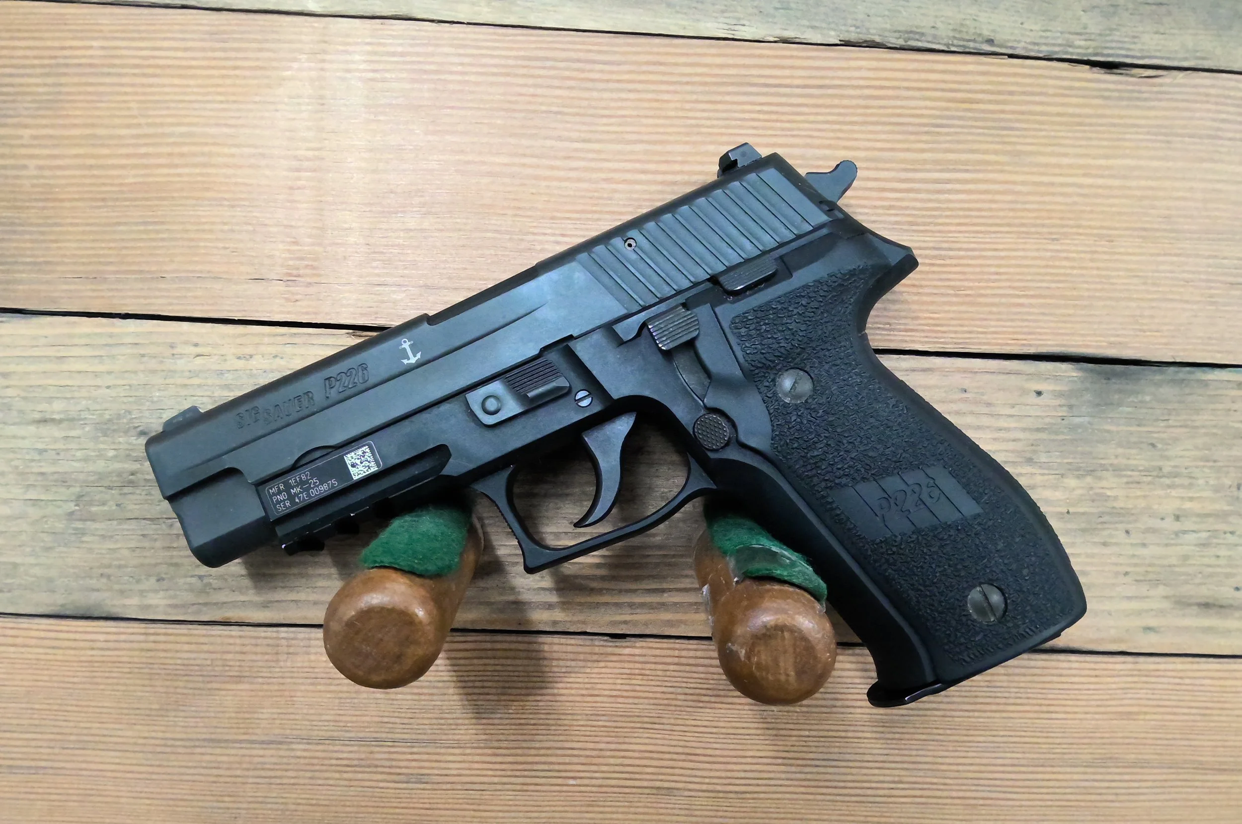 SIG SAUER P226 9MM PISTOL