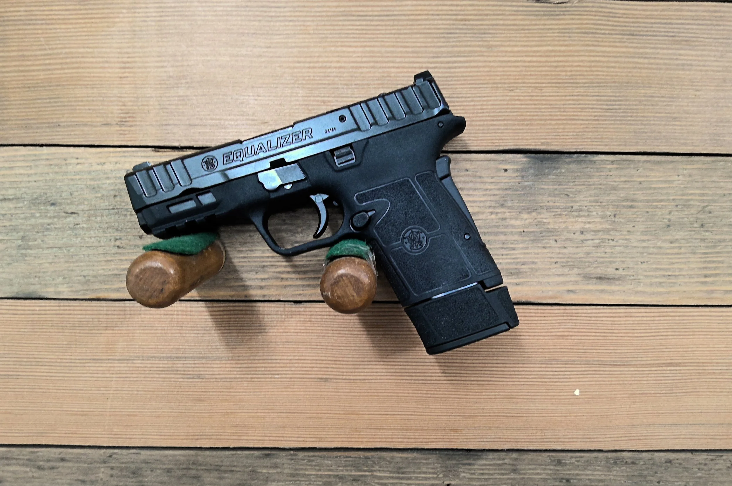 SMITH AND WESSON EQUALIZER PISTOL 9MM