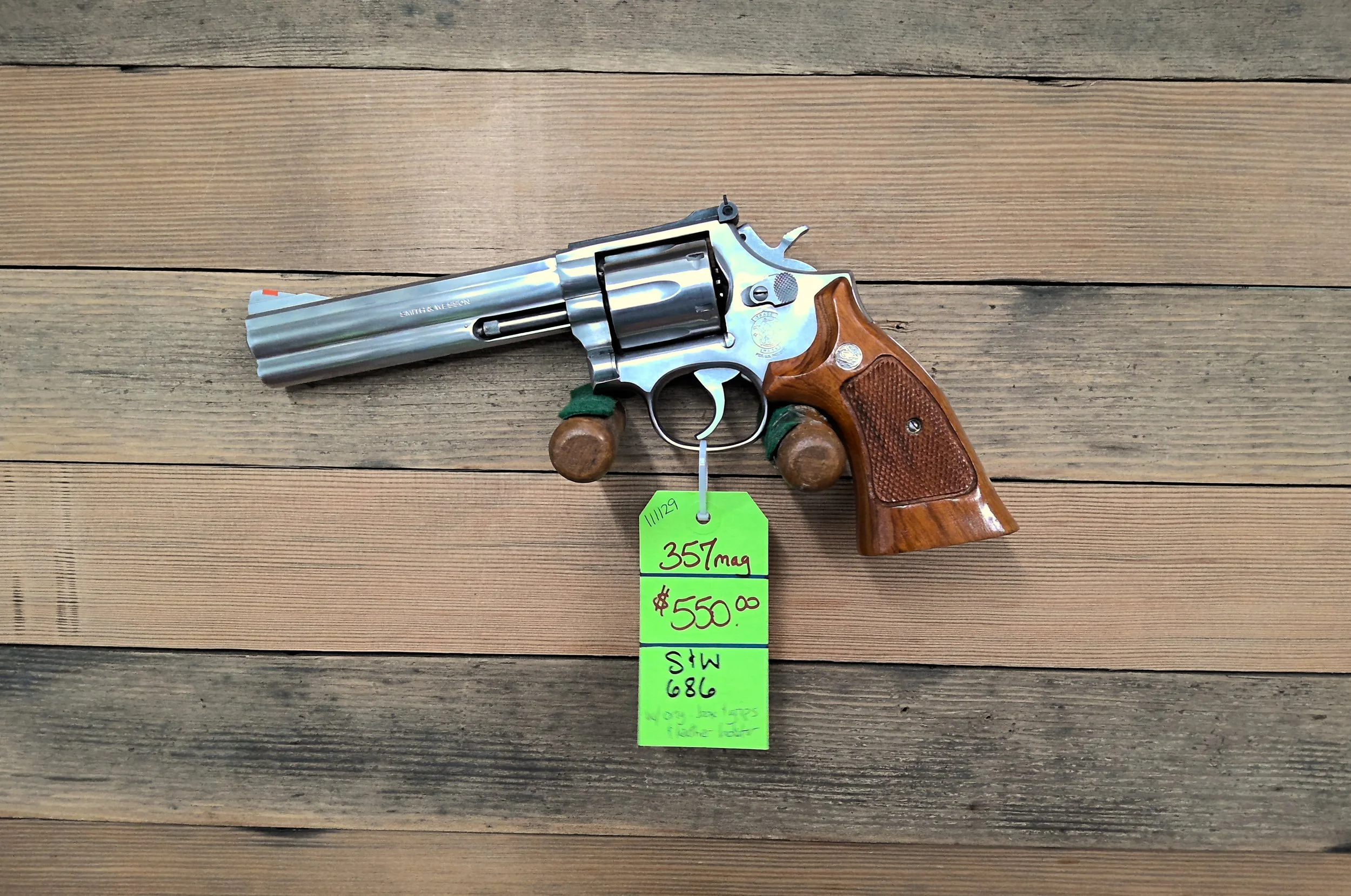 SMITH AND WESSON MODEL 686 REVOLVER 357 MAGNUM