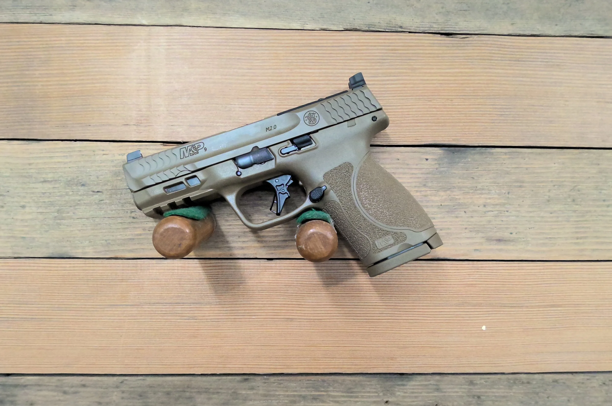 SMITH AND WESSON M&P 9 2.0 THUMB SAFETY PISTOL 9MM
