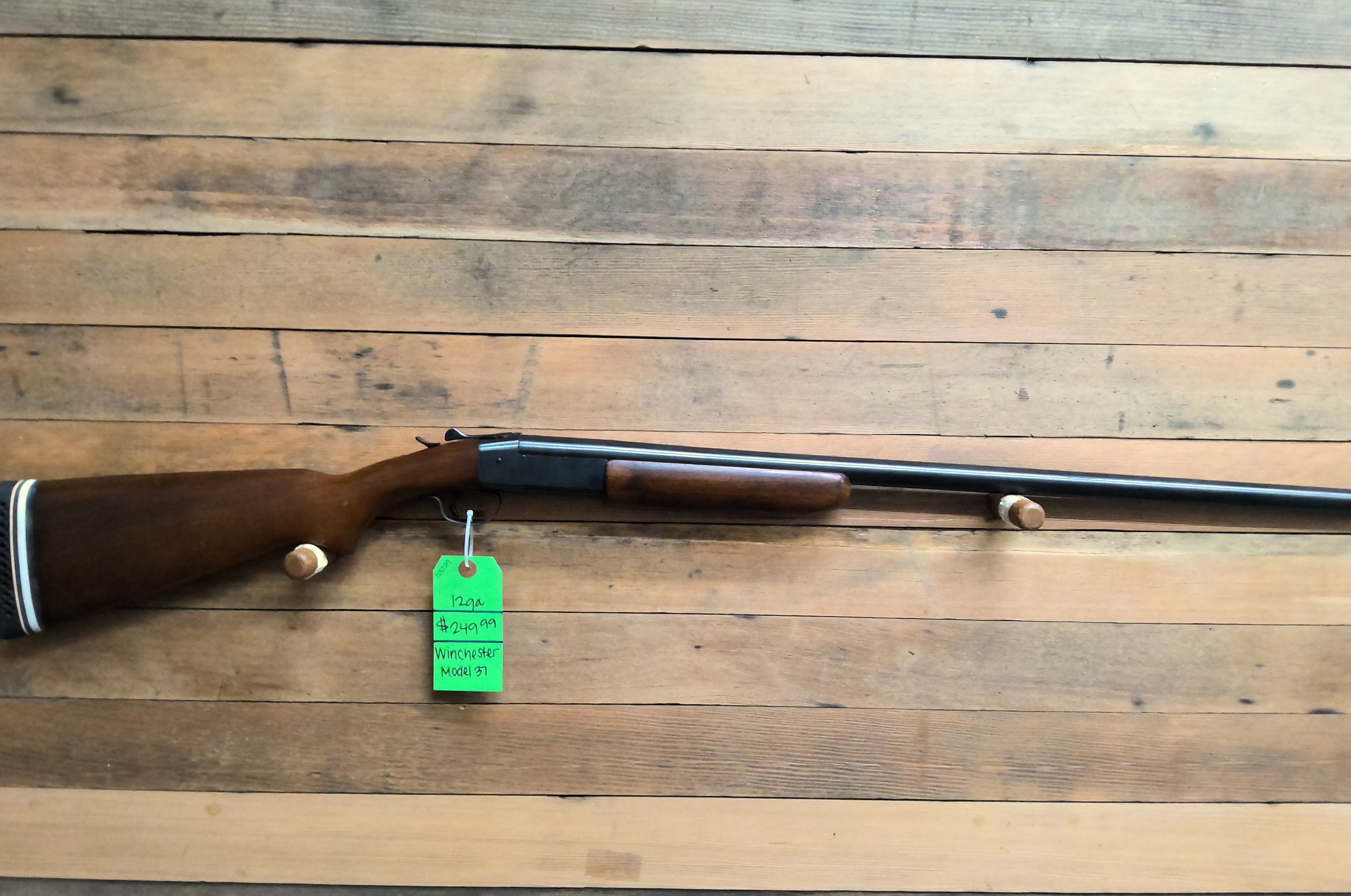 WINCHESTER MODEL 37 SHOTGUN IN 12 GAUGE