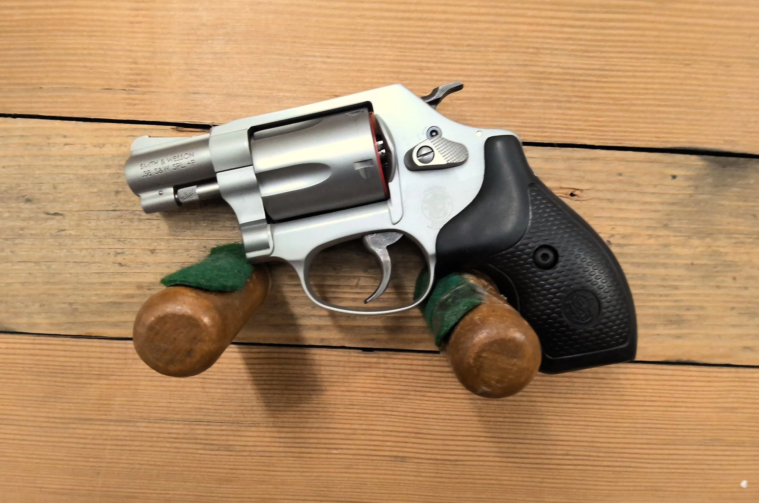 SMITH & WESSON 637-2 AIRWEIGHT 38SPL REVOLVER
