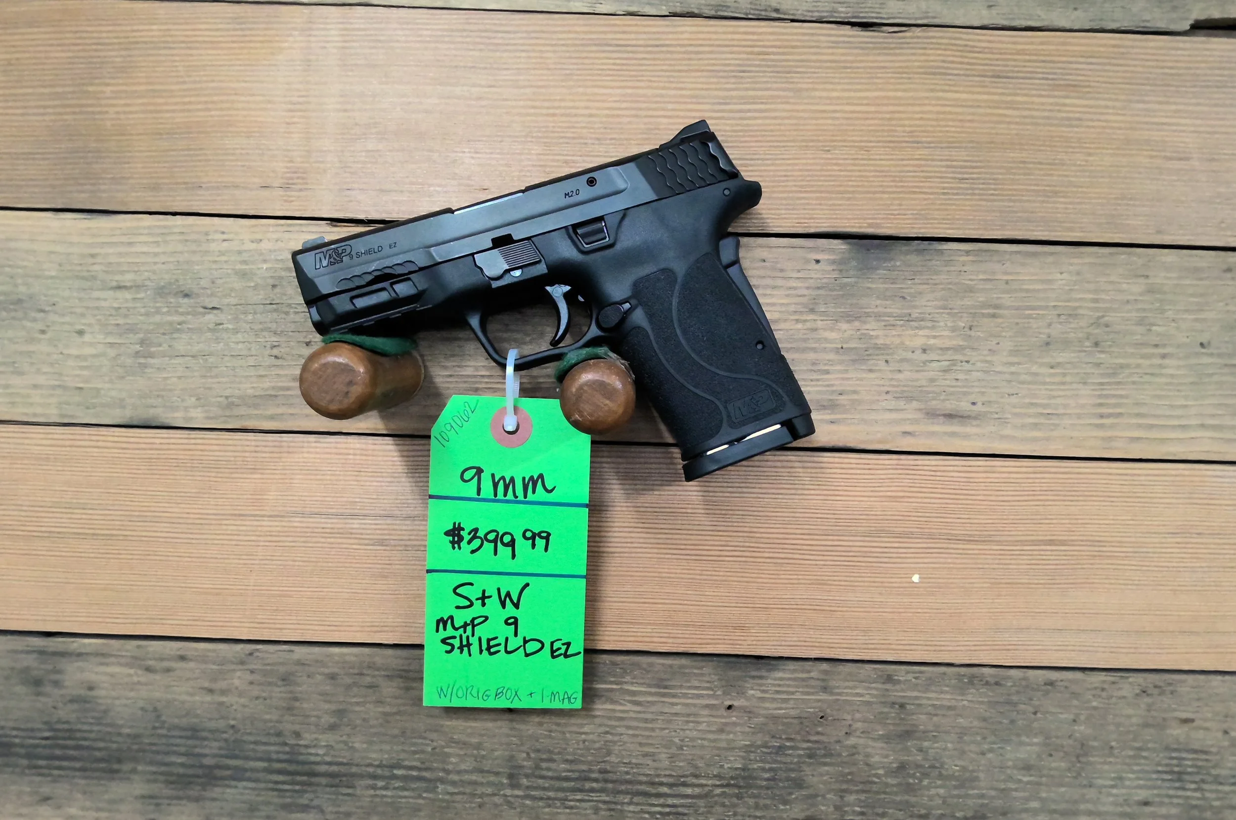 SMITH AND WESSON M&P 9 SHIELD EZ PISTOL 9MM