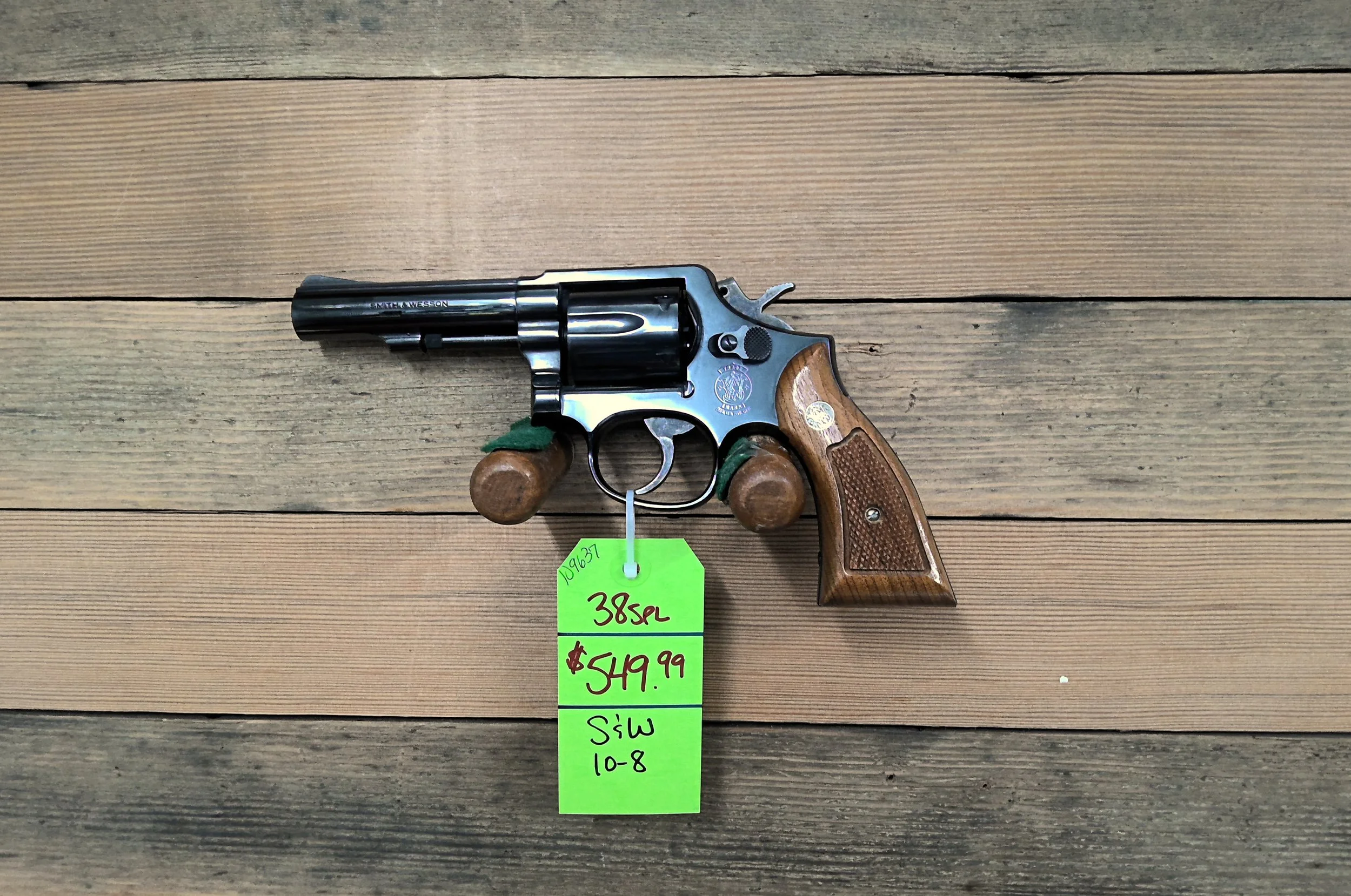 SMITH AND WESSON MODEL 10-8 REVOLVER 38 SPECIAL