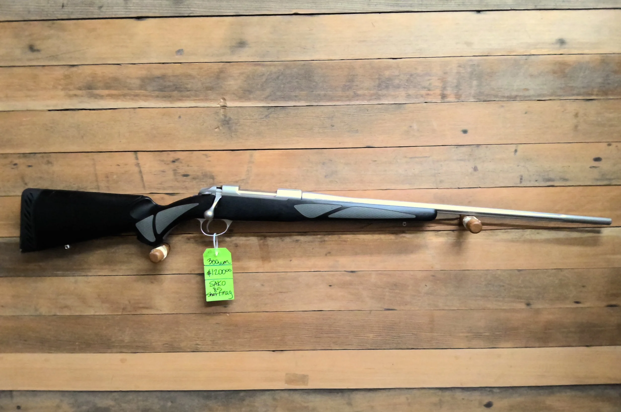 SAKO 85 RIFLE 300 WINCHESTER SHORT MAGNUM