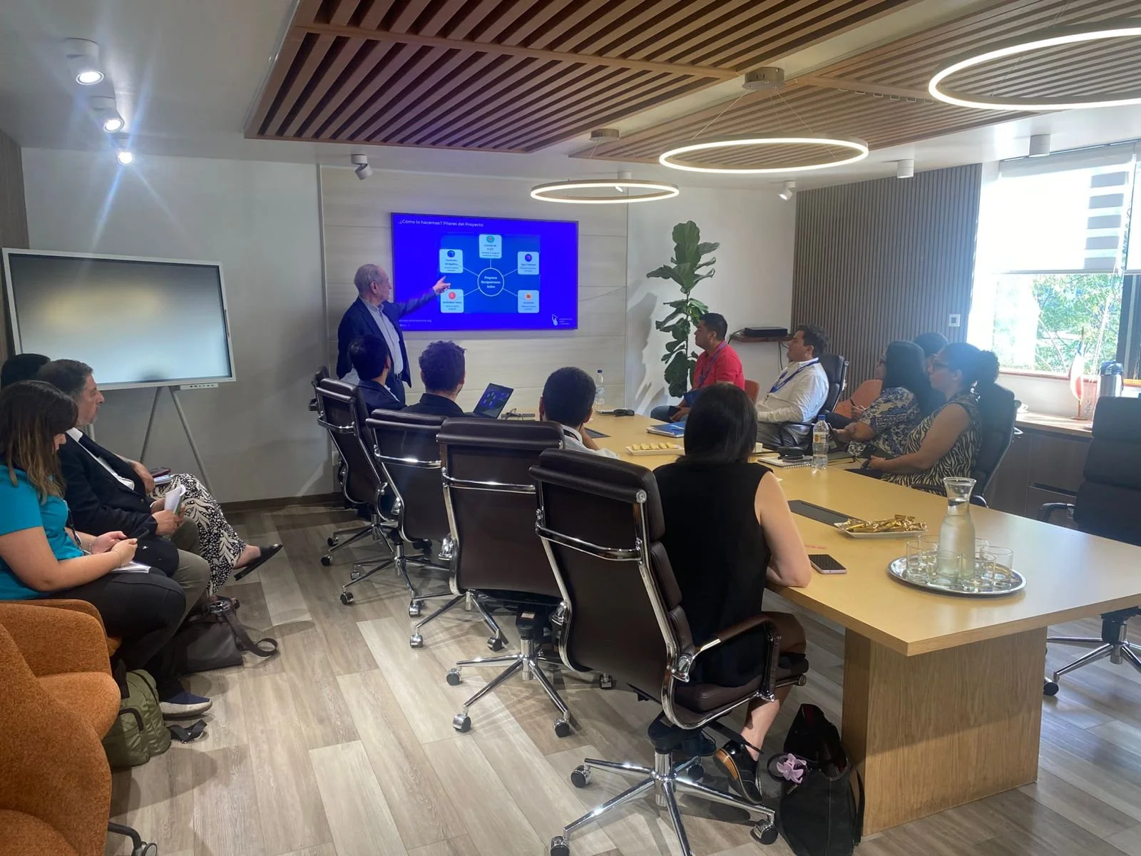 Primer Taller a Líderes Comunales de la Municipalidad de La Florida