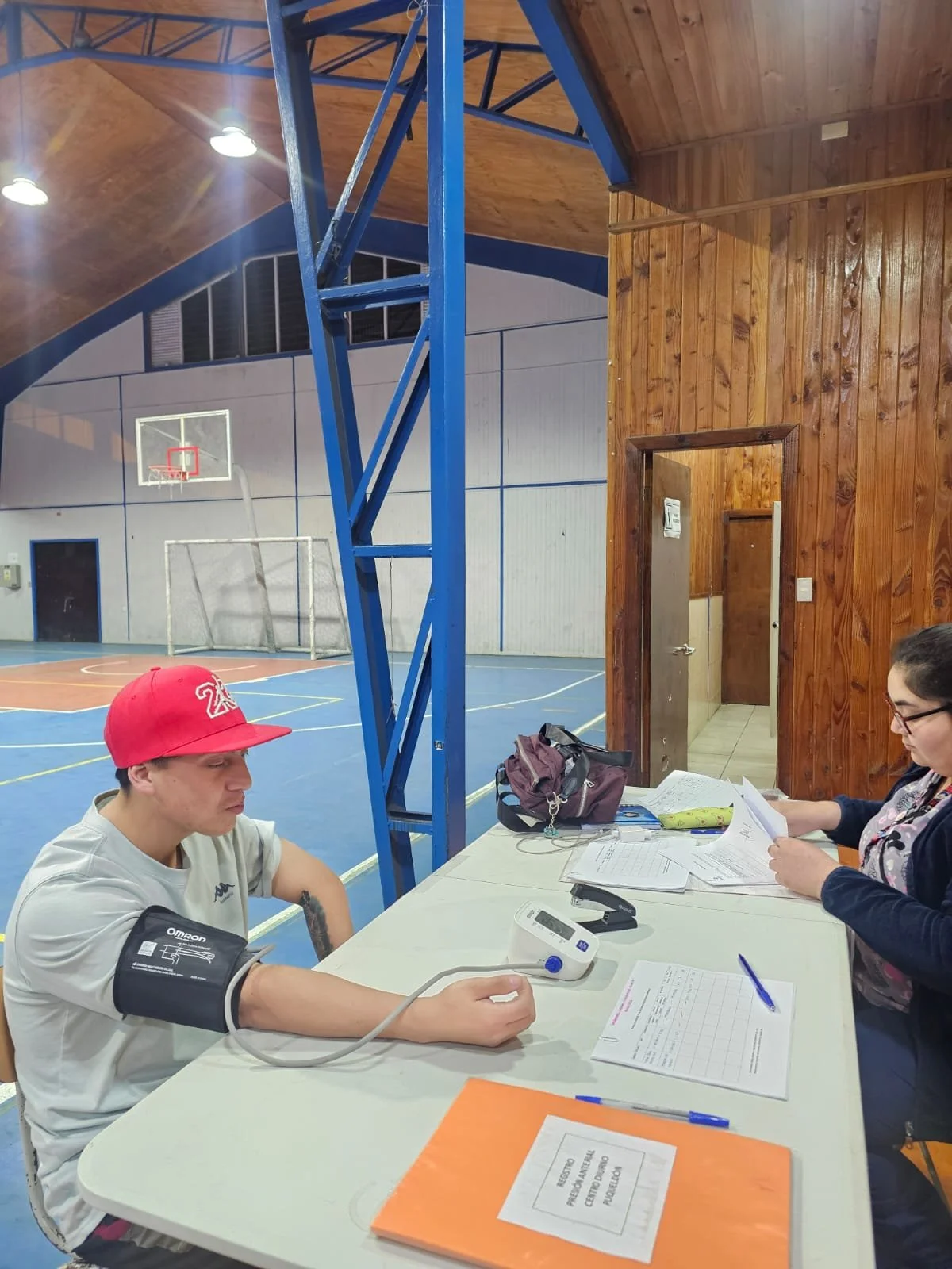 Control de la hipertensión en Campeonato Laboral de Baby Fútbol en Puqueldón