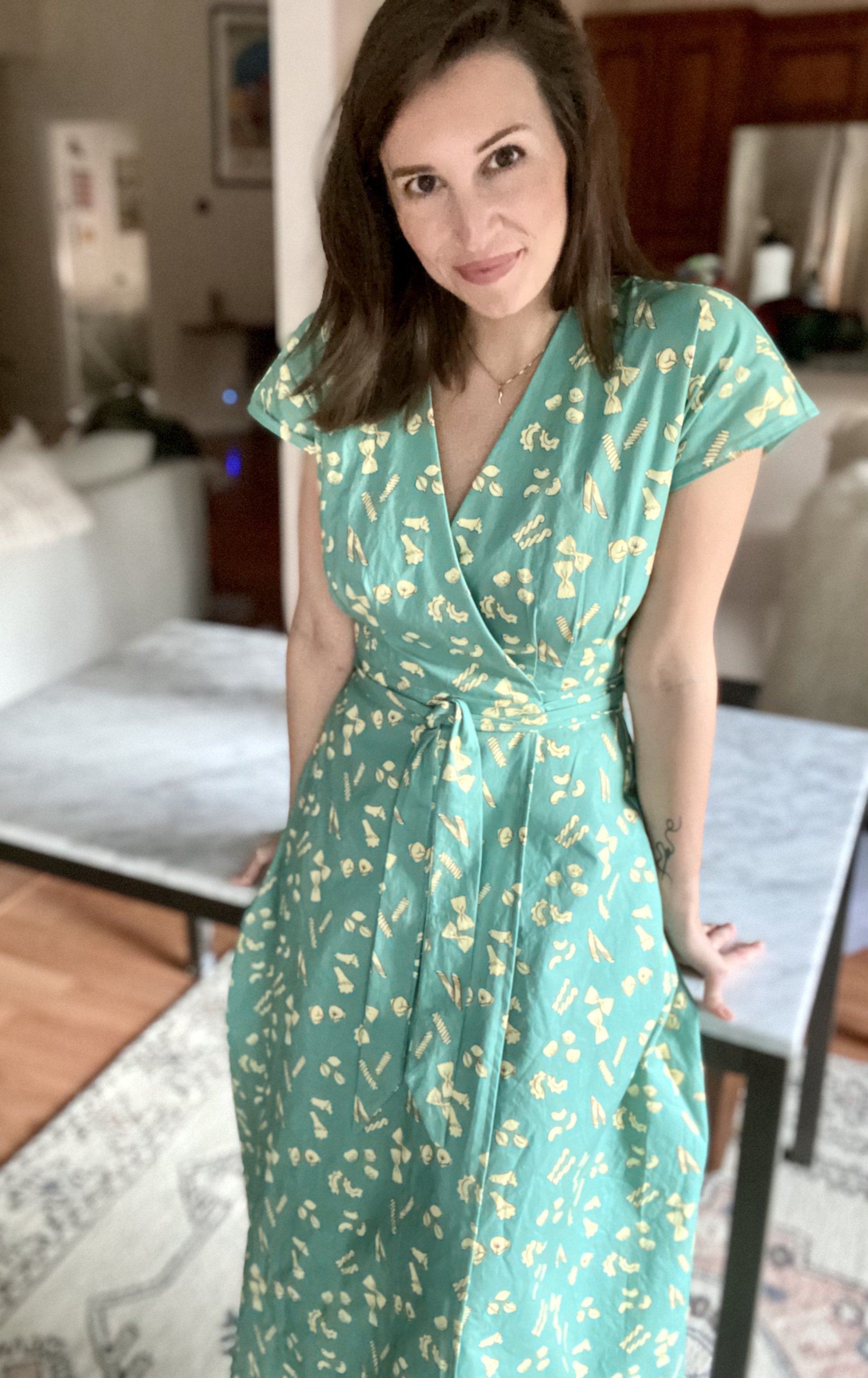 Sewing Pattern: Elodie Wrap dress by Closet Core Patterns
Fabric: Pasta in Green in Petal Cotton from Spoonflower