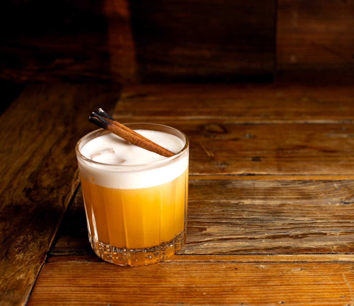 harvest cloud ☁️🍐

burrata-washed mezcal, spiced pear, apricot, pumpkin, lemon, agave