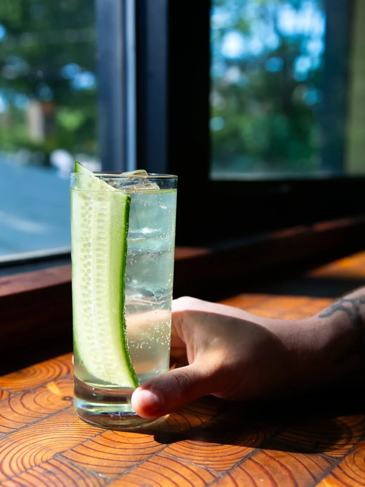 garden snake 🐍

mezcal, sotol, cucumber, green melon, snap pea, sichuan pepper, lime