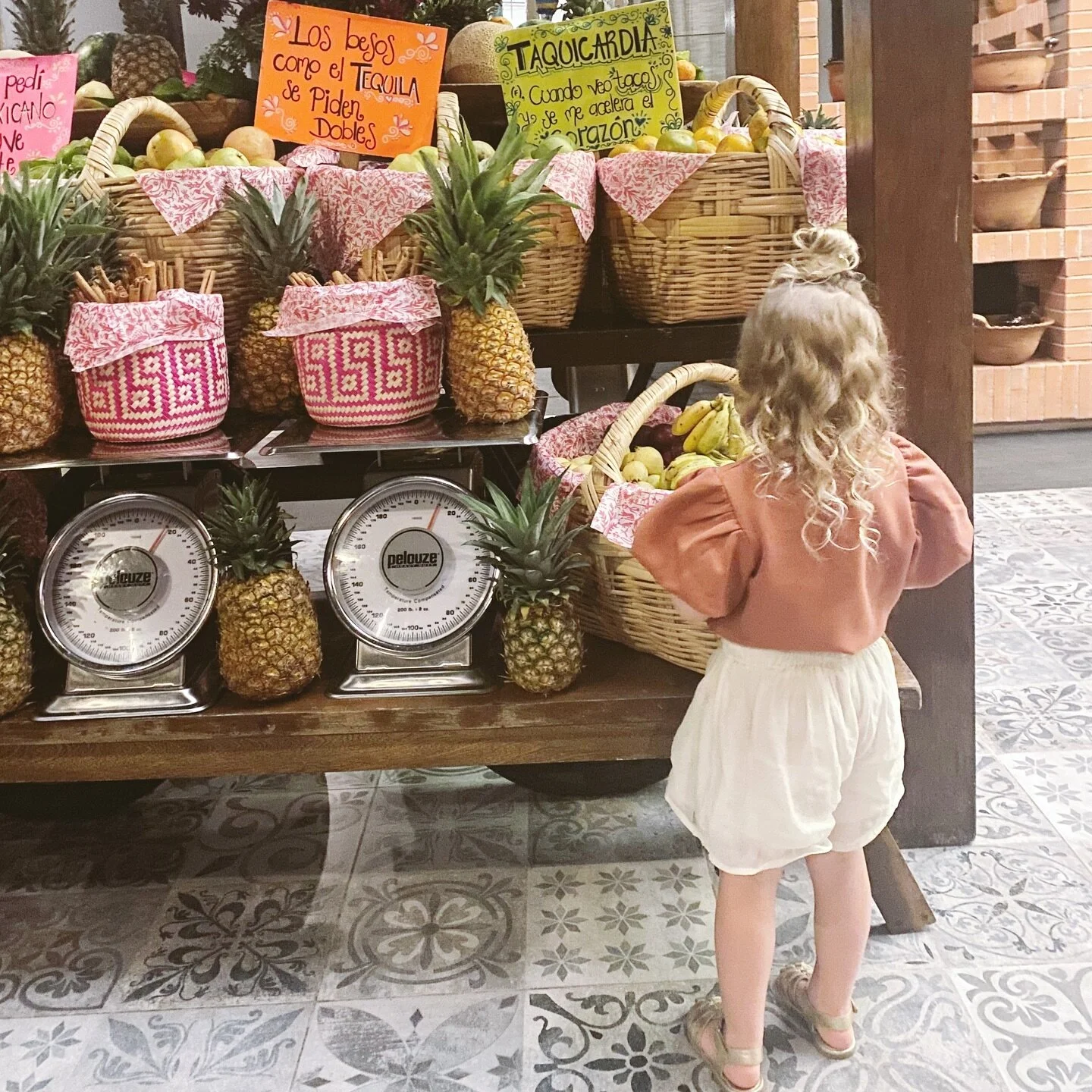 LAST CHANCE TO SAVE 🍍 
25% Off Donsje Amsterdam ends Sunday!
In this photo:
Brienz Shorts & Phi Phi Top both included in the sale!