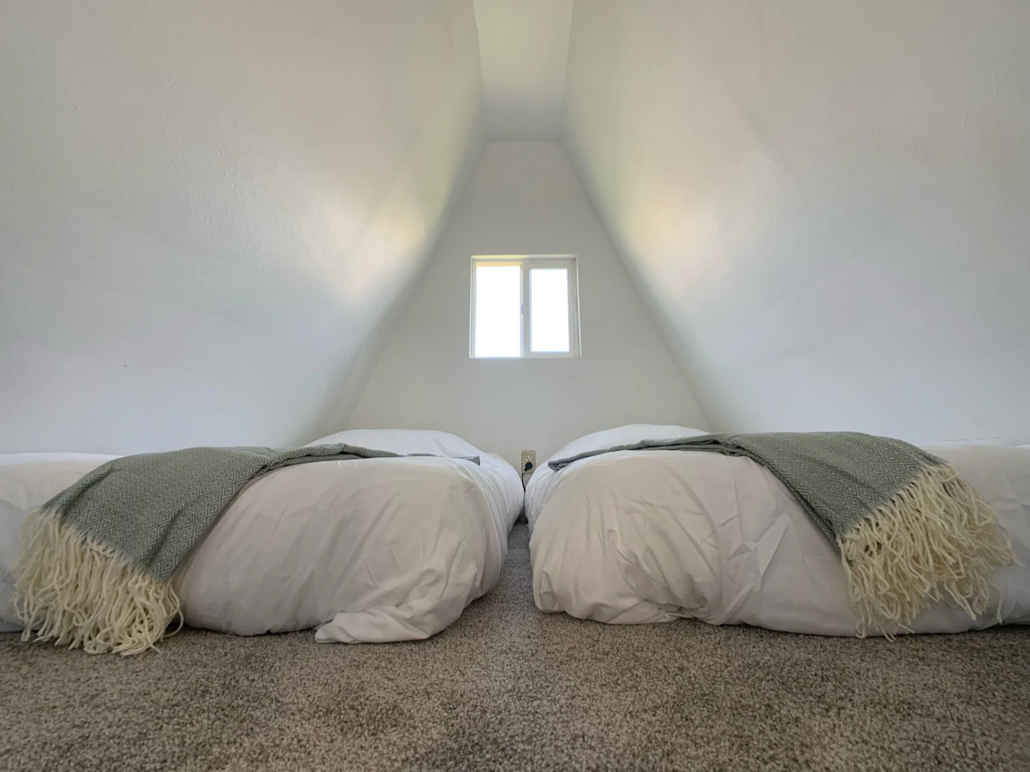 Charming Motel Rooms, Cabins and AFrames in downtown Meeker