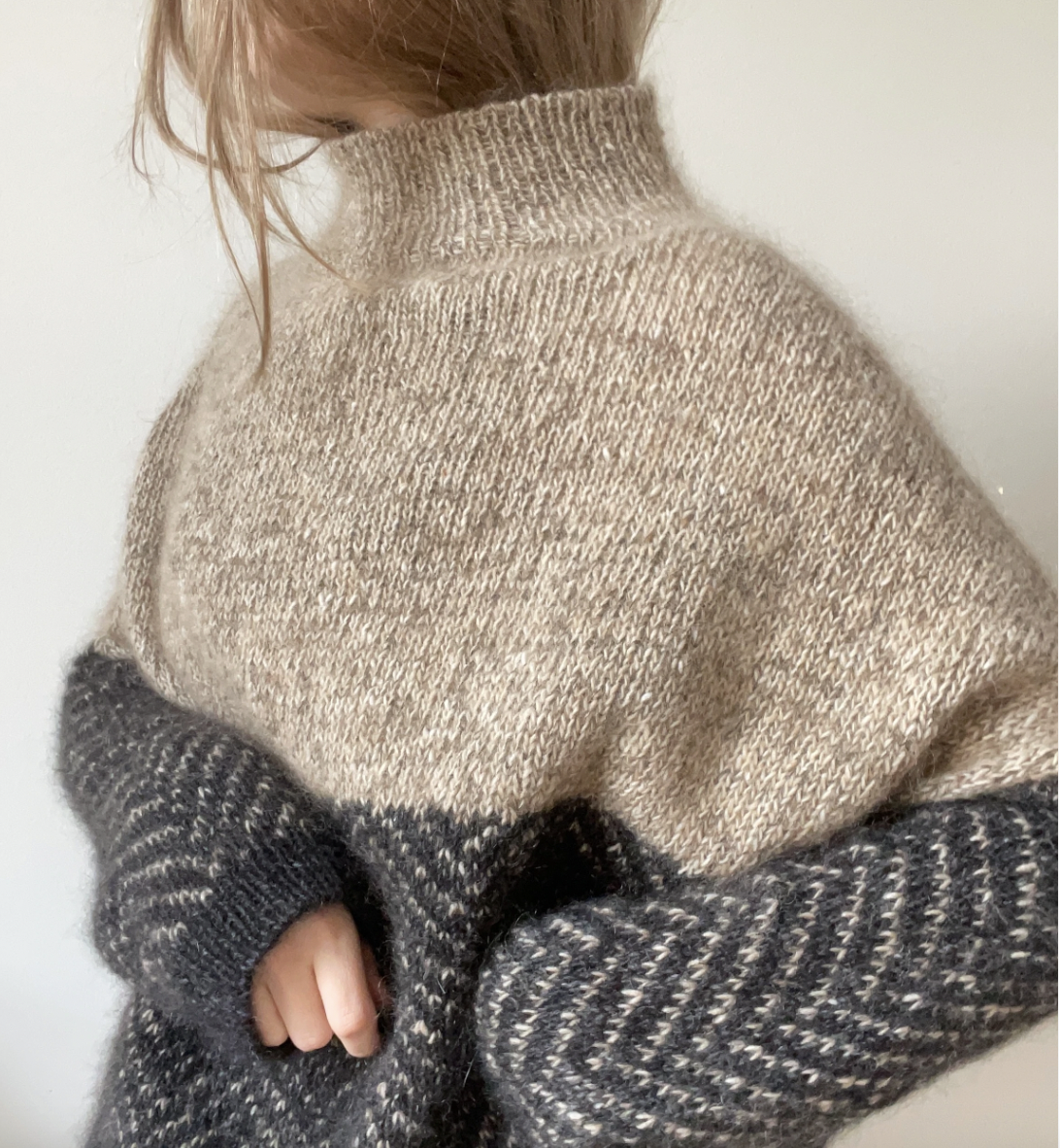 Jeol sweater by Aegyoknit