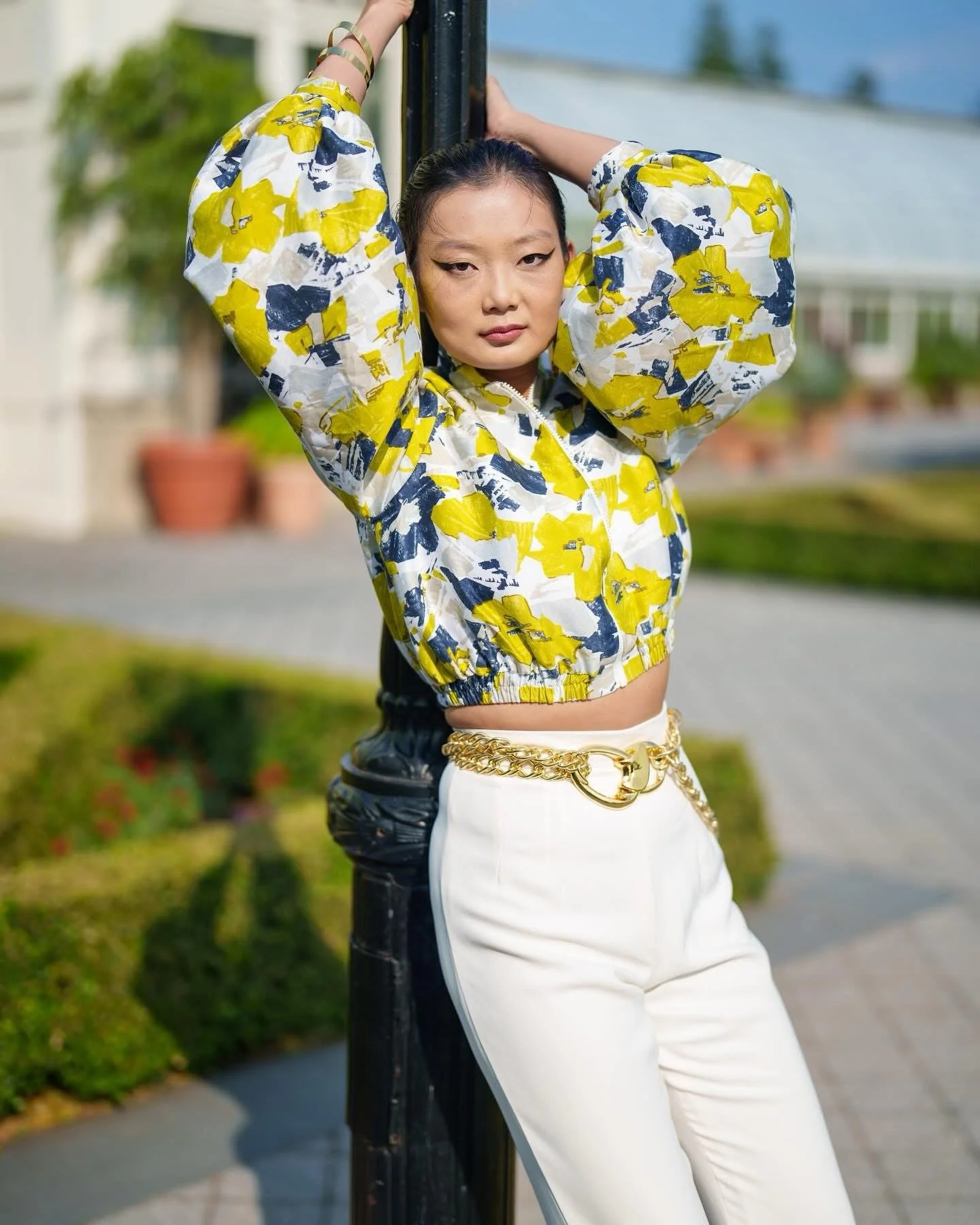 Elegance is the art of grace and sophistication timeless, powerful, and forever in style. ✨

Designer: Victor Lopez NY
📸 @splitsecondmoment at @nybg Tag a Model

#Elegance #TimelessBeauty #BronxNYFW #BronxFashionWeek #BronxFashion