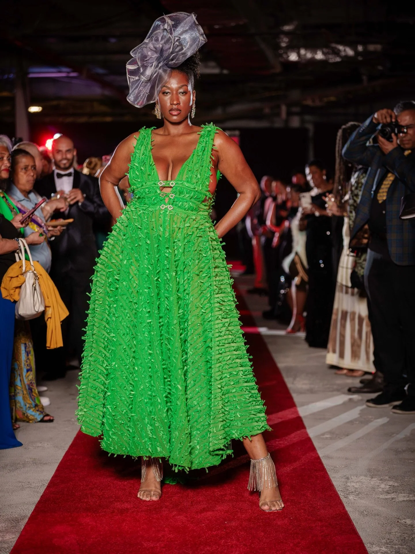 FROM THE BRONX TO THE RUNWAY ✨

Bold. Unapologetic. Unforgettable. 💚
This is power in motion.

📸 @splitsecondmoment 
Designs by @violaceaecouture 

Who&rsquo;s ready to walk? 👠🔥

#BronxFashionWeek #FromTheBronxToTheRunway #FashionReimagined #Runw
