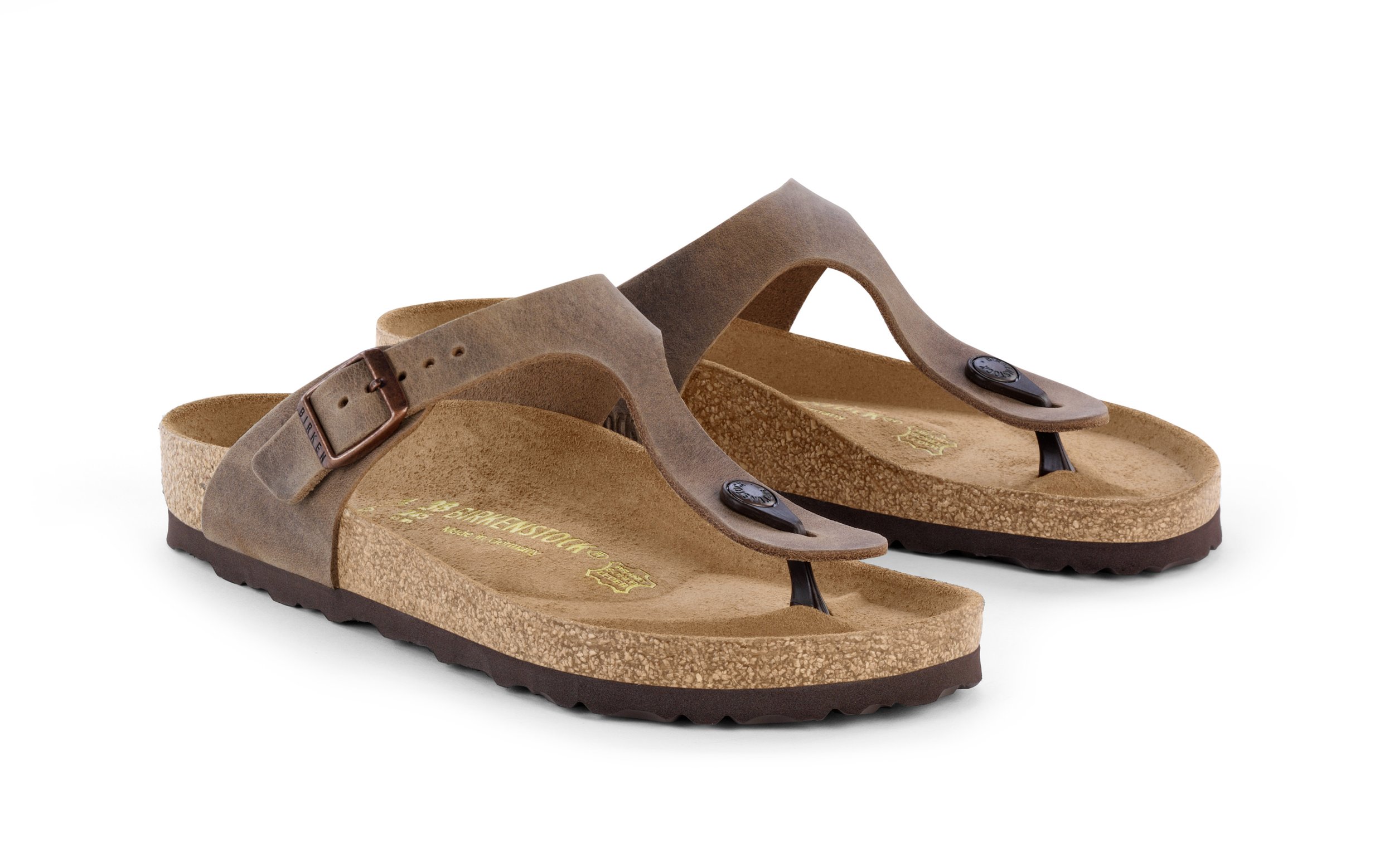 Birkenstock :Gizeh Tabacco Oiled Leather Narrow $231