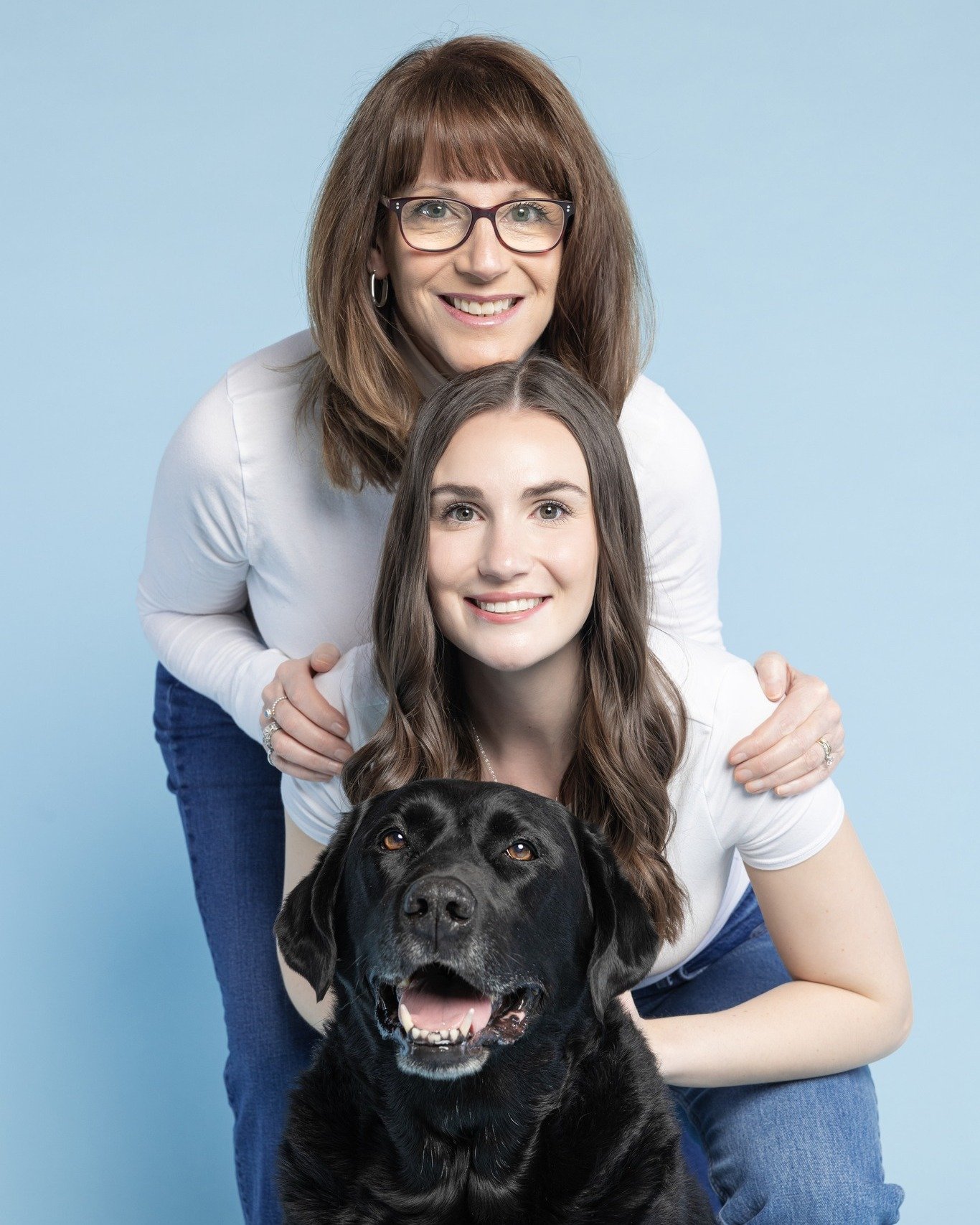 Bond and his family came to us for a mother-daughter-pup photo session to celebrate his mama's birthday. 🥰 They're the sweetest people and Bond is such a good boy during the shoot. 
.
 #torontodoglovers #torontodogsofinstagram #cutepetclub #dogphoto