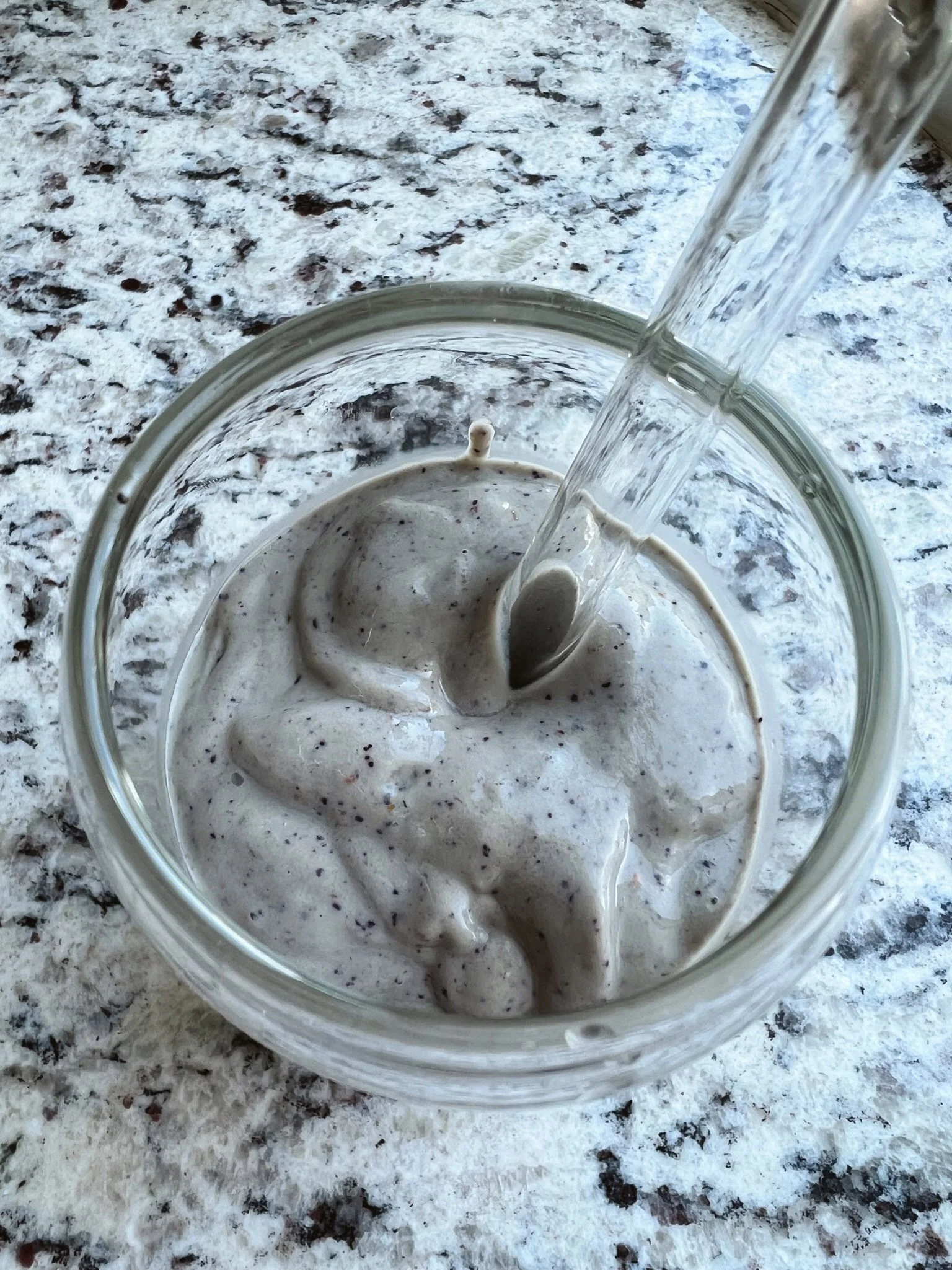 easy matcha smoothie recipe.JPG