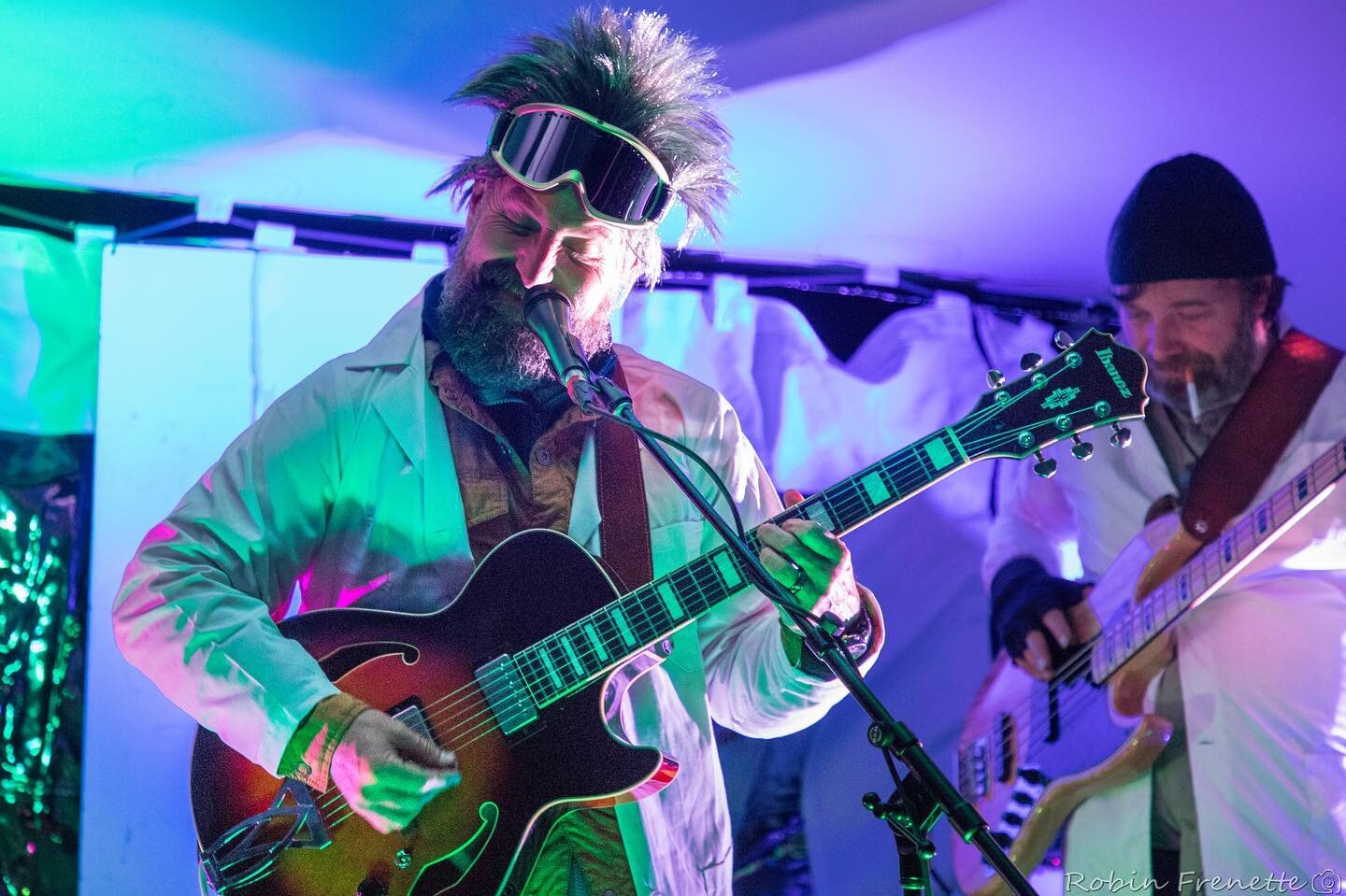 Stay safe Y&rsquo;all.  Trust in Science. @timoneer and @nathansland holding it down in the Collaboratory. #lostsierrahoedown #collaboratory 📸 Robin Frenette