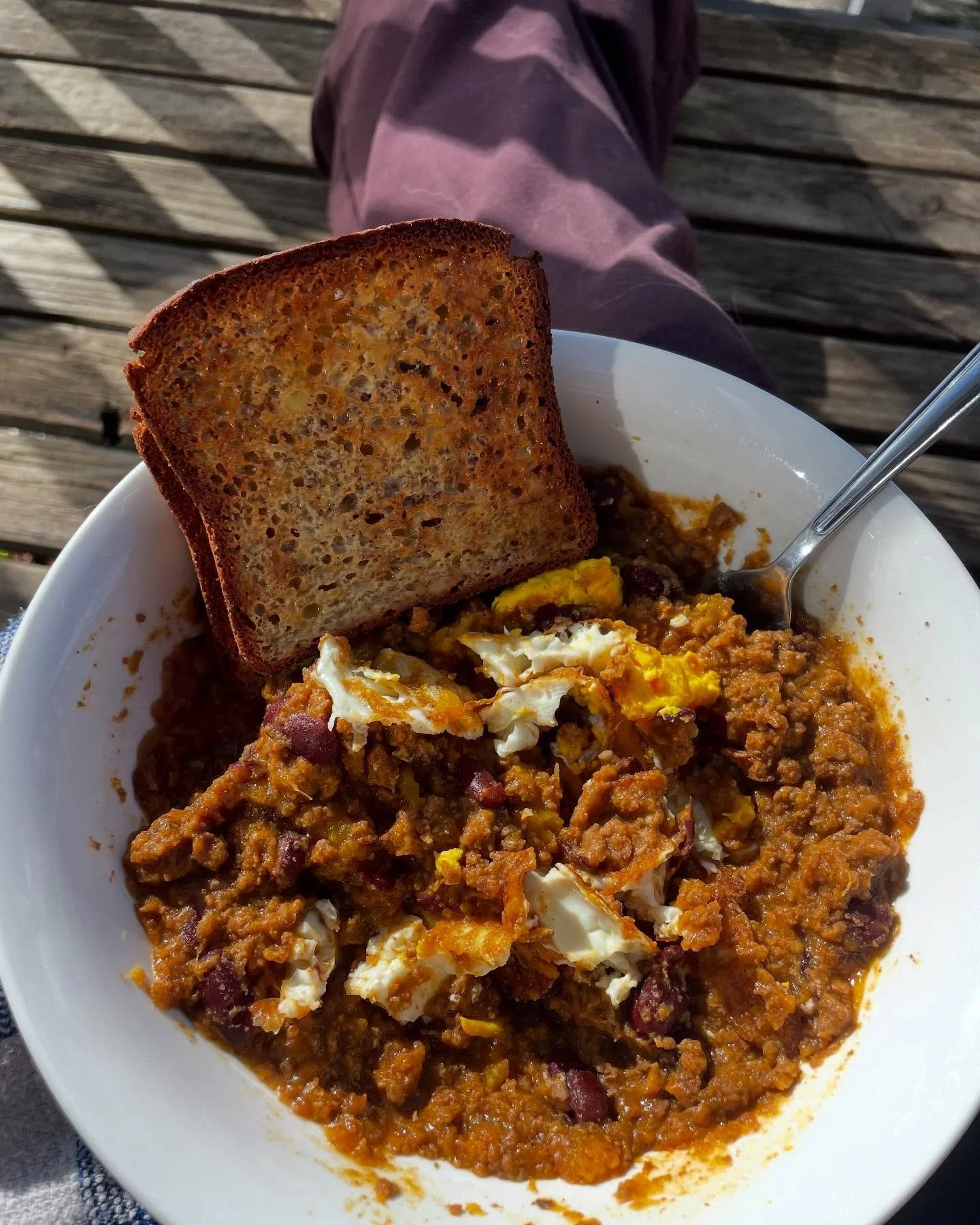 I talk a lot about slow cookers and having meals in the freezer and this little breakfast is the most perfect example of the value of both of these things (even if I do forget what I have in the freezer…)
This morning I was feeling uninspired