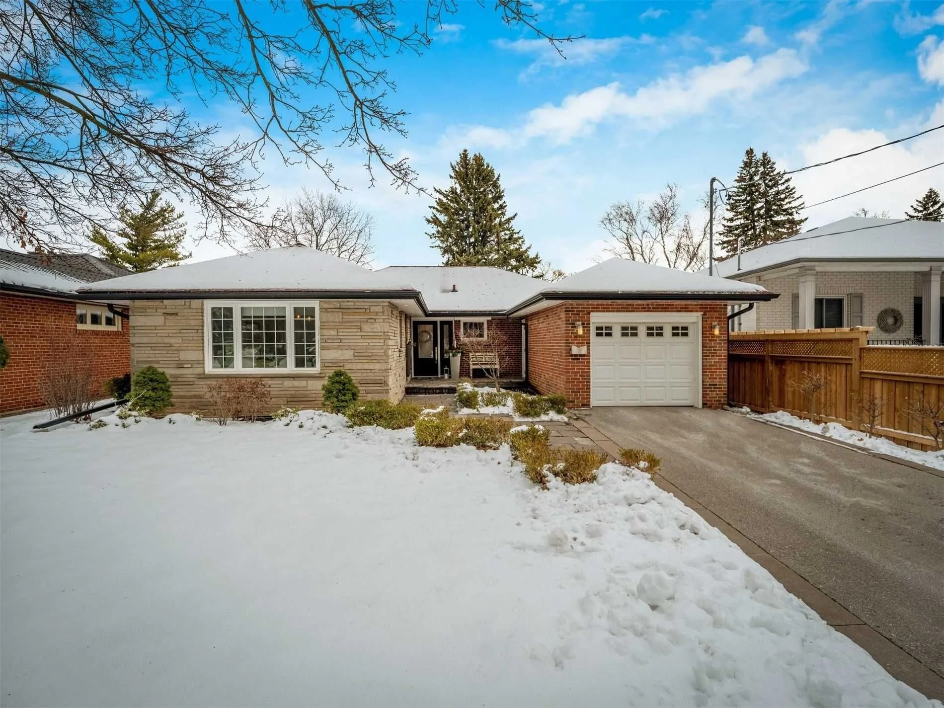 55 Fishleigh Dr, Toronto ON