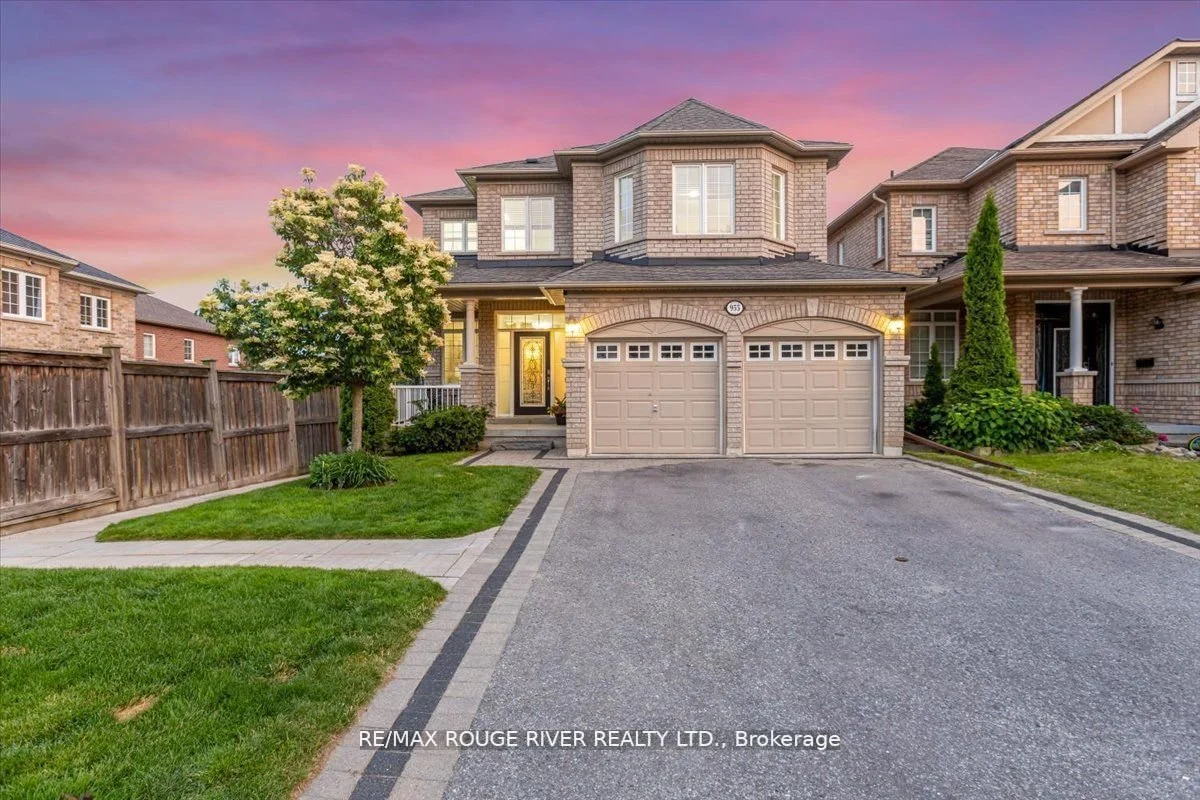 955 Coyston Dr, Oshawa ON