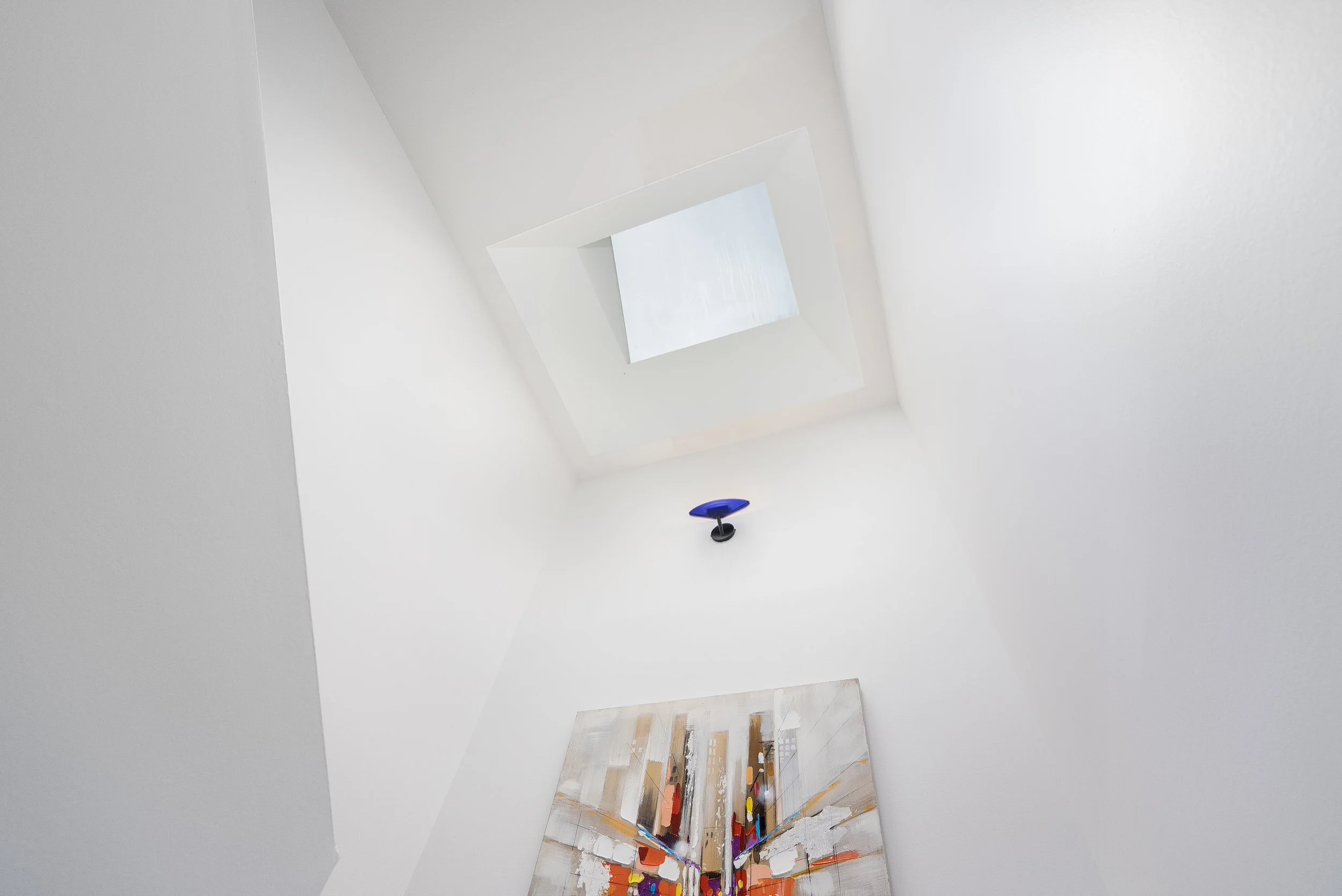 102_queensbury_ave-14.jpg