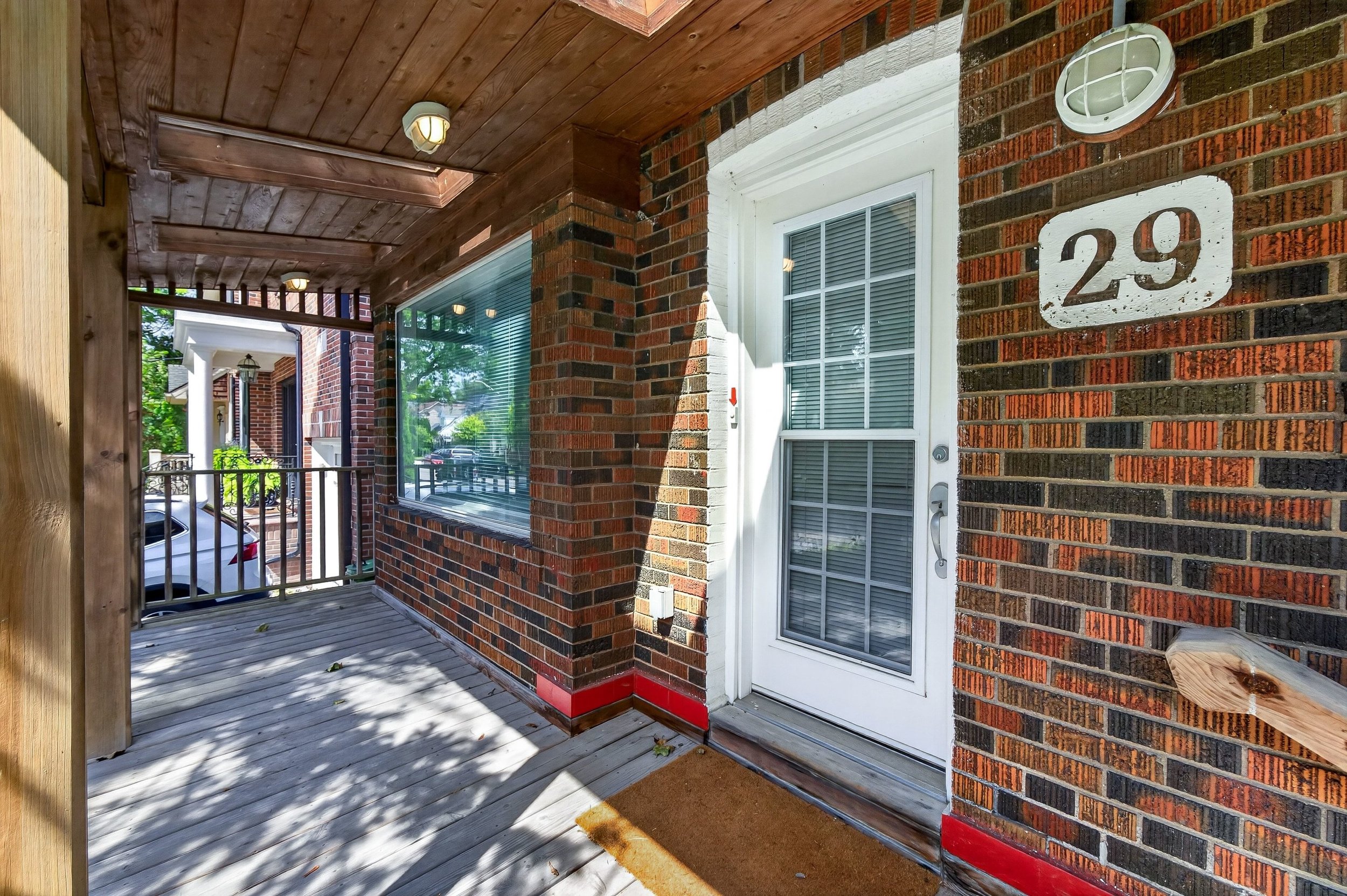 006_29_red_deer_ave-6_32.jpg