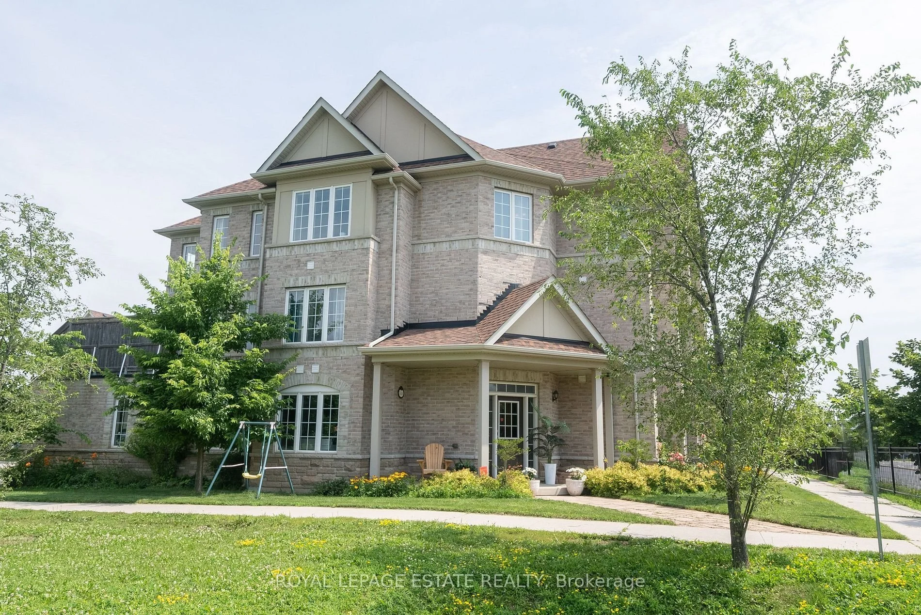 3624A St Clair Ave E, Scarborough ON