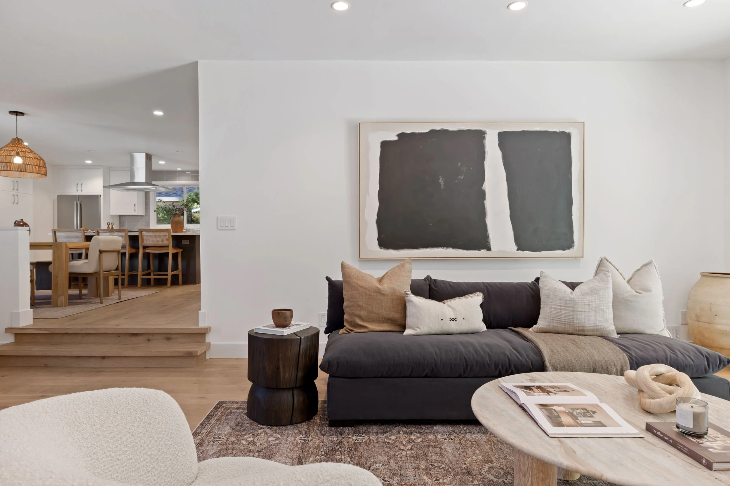 429 Blackstone 06 small.jpg