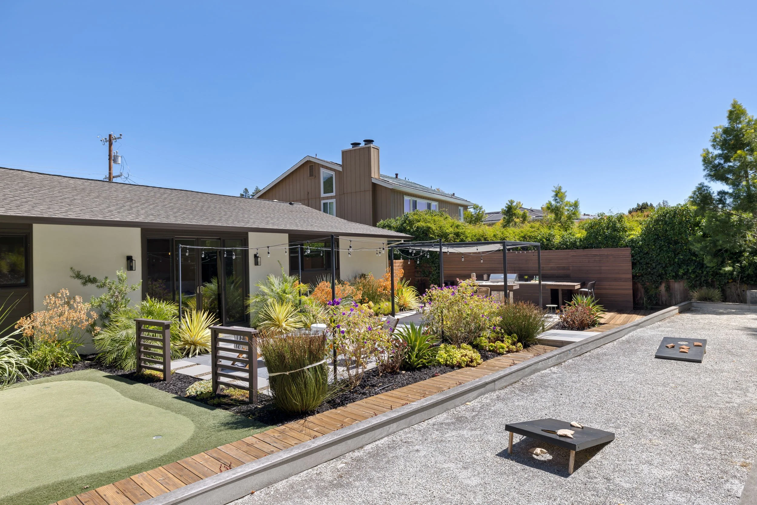 429 Blackstone 17 small.jpg
