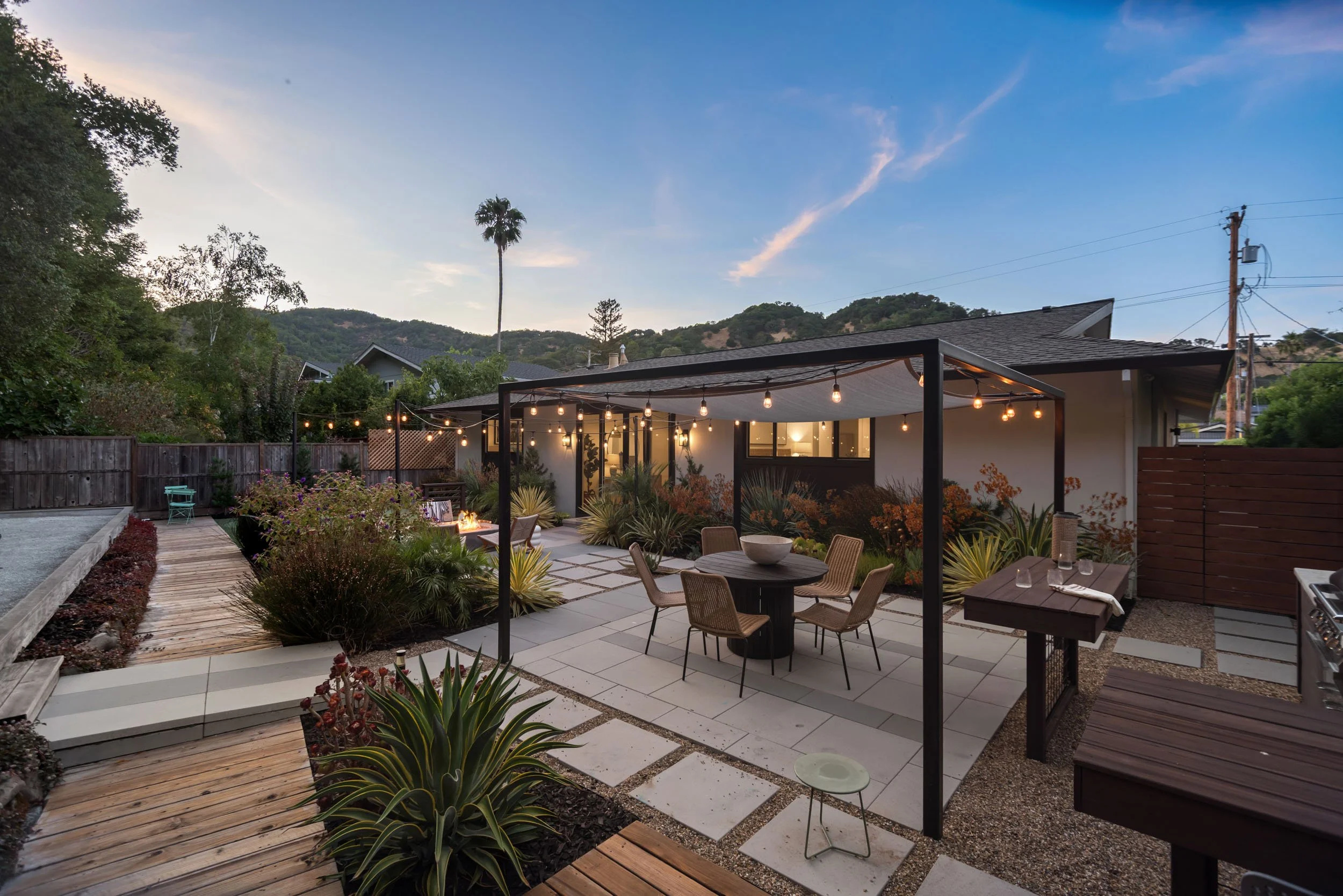 429 Blackstone 37 small.jpg