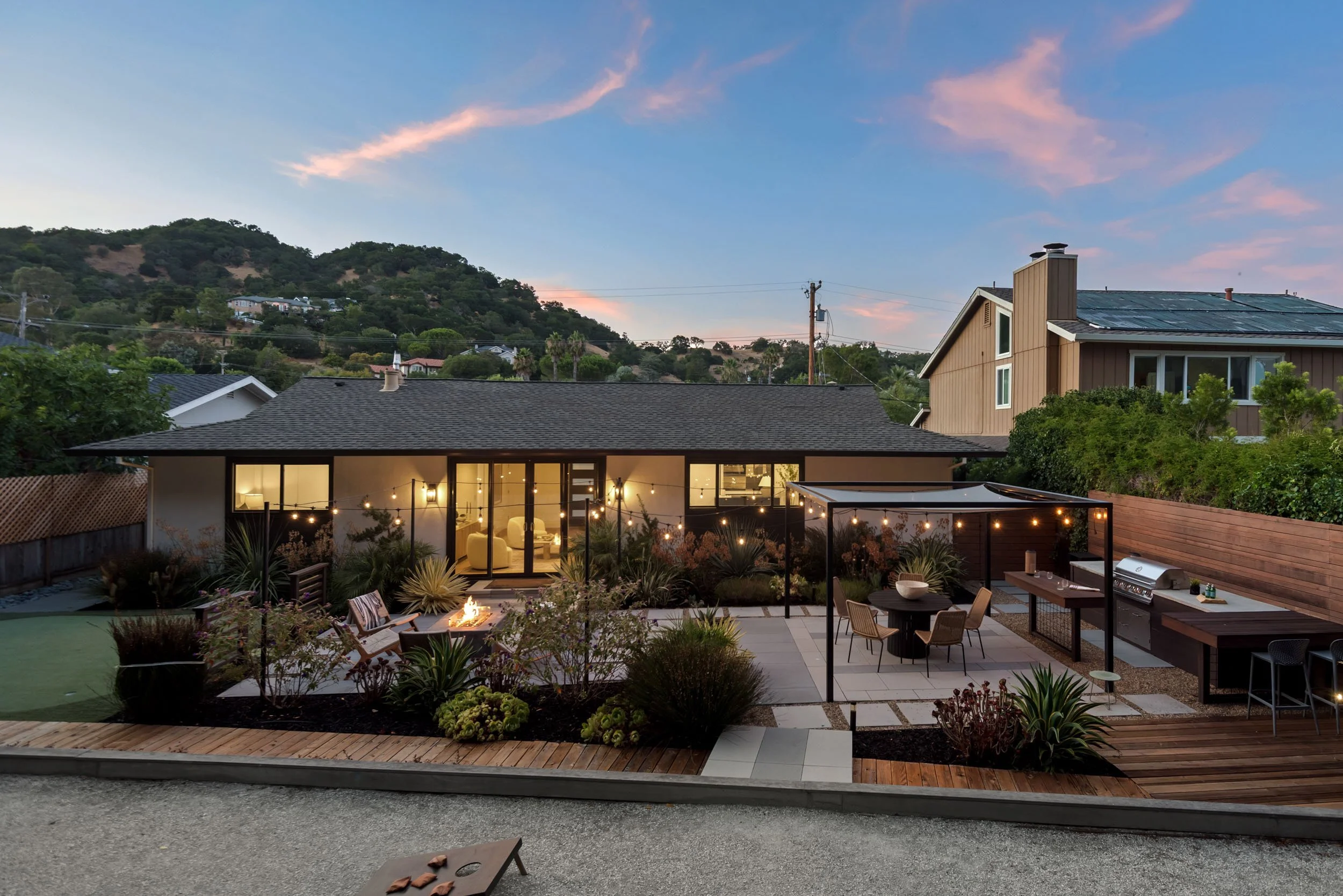 429 Blackstone 39 small.jpg