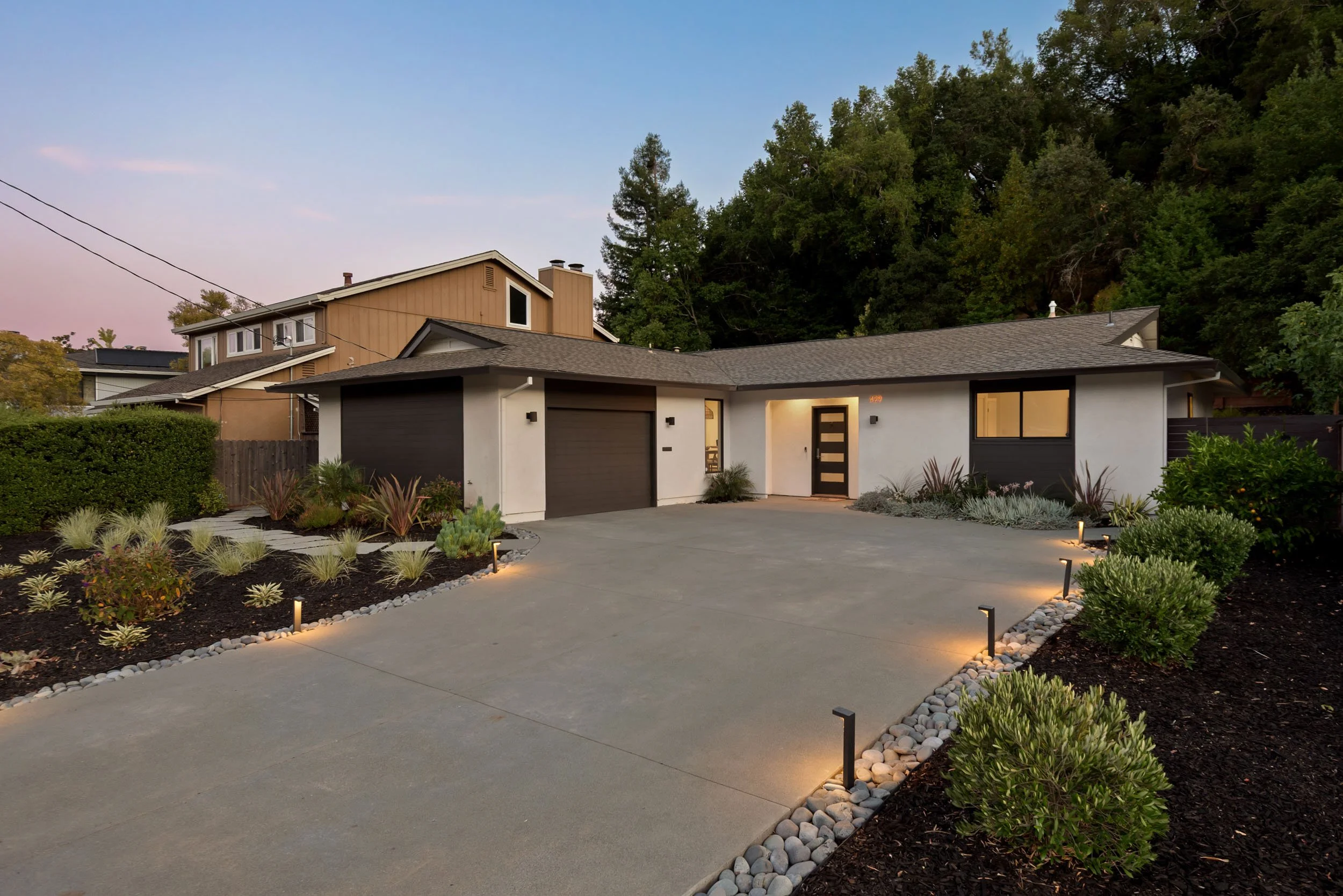 429 Blackstone 41 small.jpg